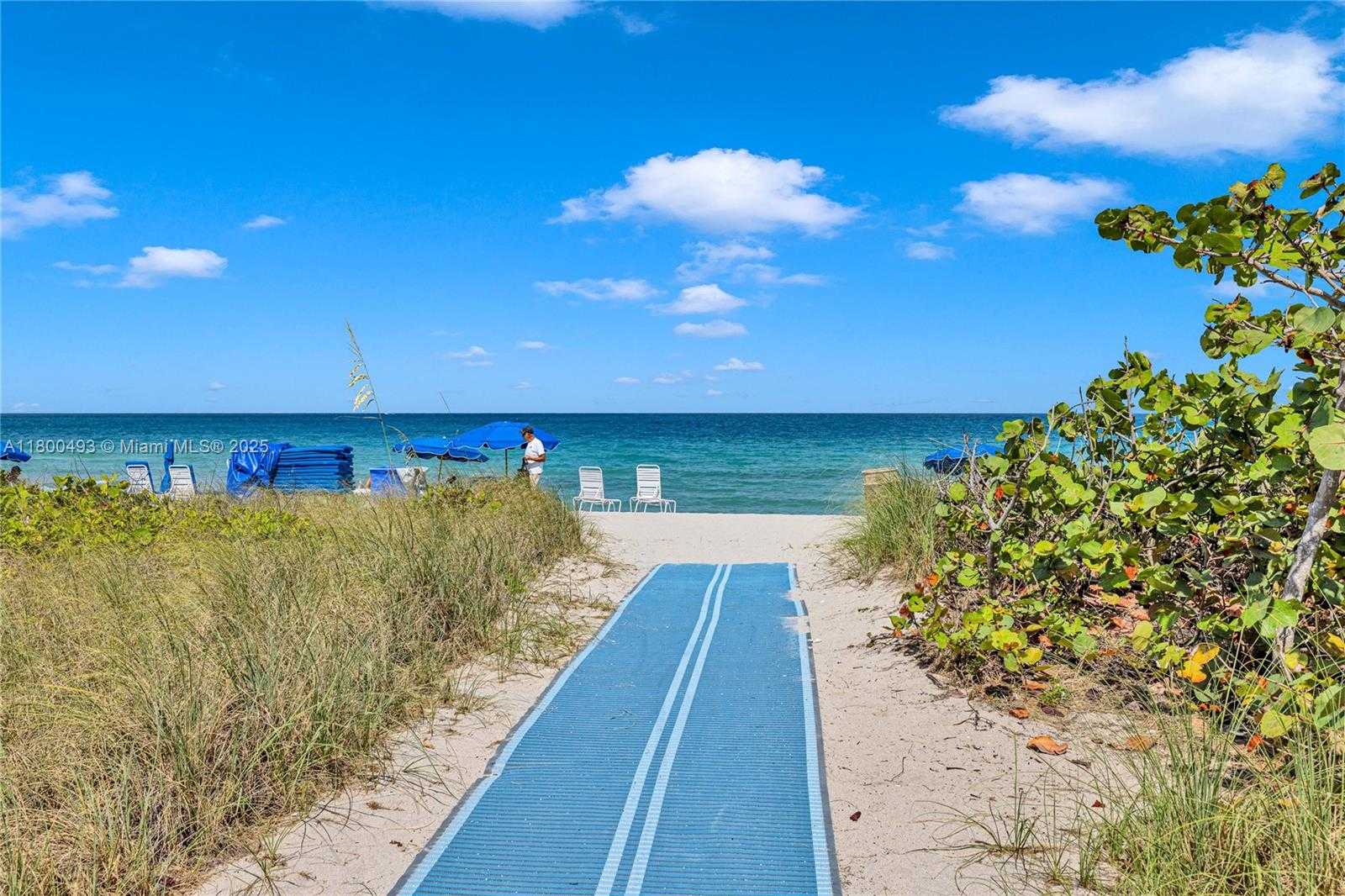 Small Image of 9455 COLLINS AVE #910, Surfside Number 32