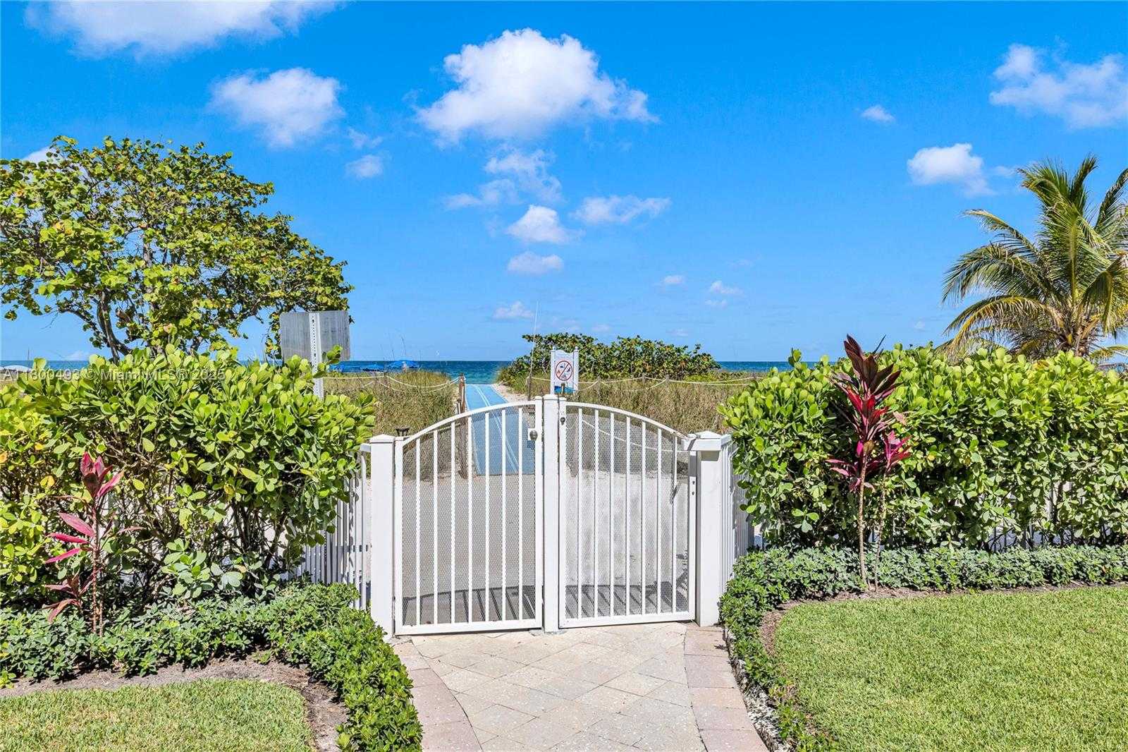 Small Image of 9455 COLLINS AVE #910, Surfside Number 39