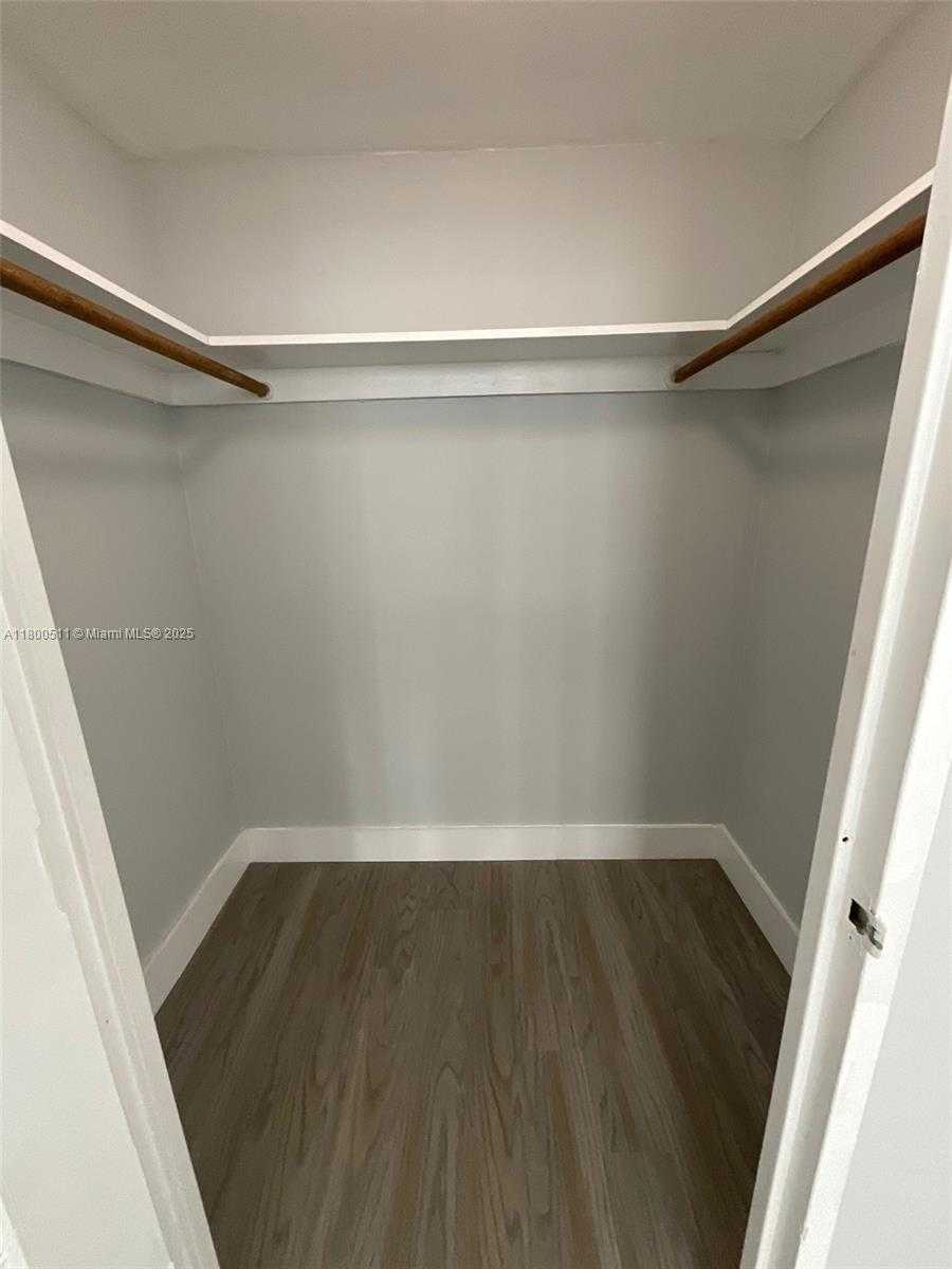 Small Image of 1250 WEST AVE #7G, Miami Beach Number 21