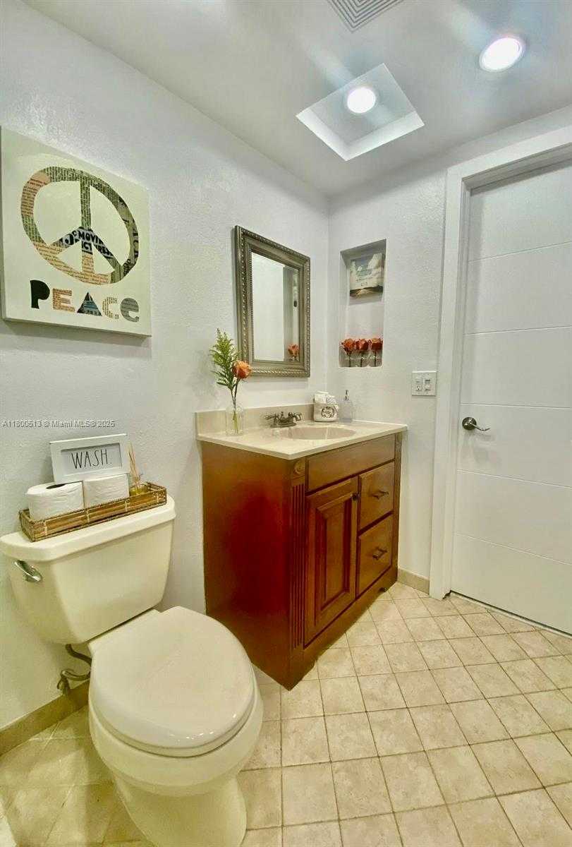 Small Image of 2841 NORTH EAST 163RD ST #1008, North Miami Beach Number 11
