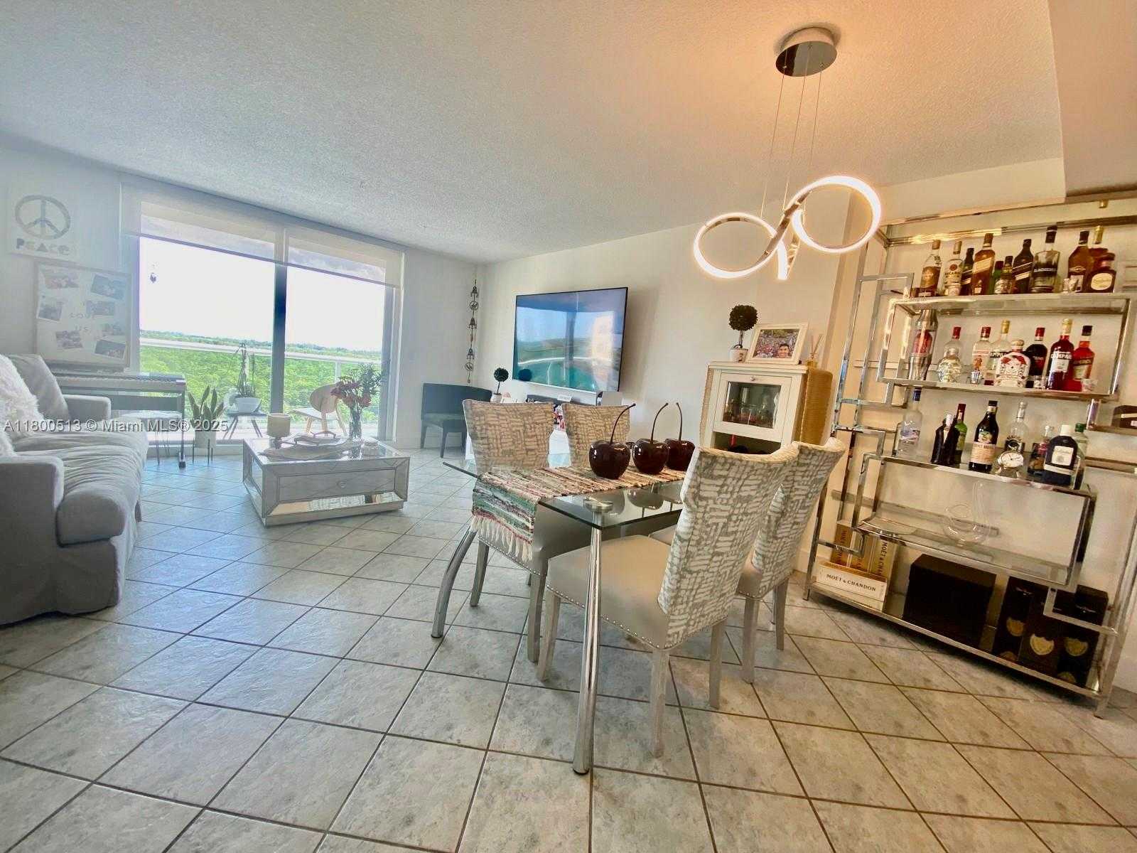 Small Image of 2841 NORTH EAST 163RD ST #1008, North Miami Beach Number 4