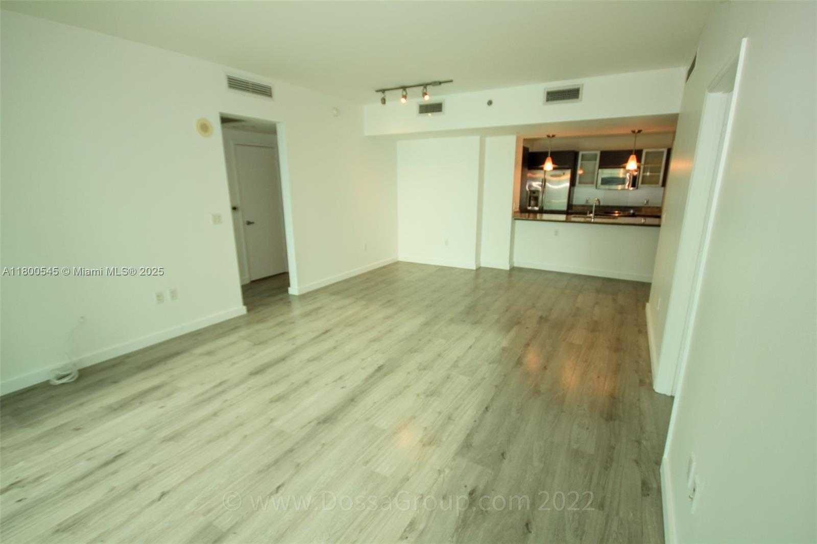 Small Image of 951 BRICKELL AVE #2505, Miami Number 10