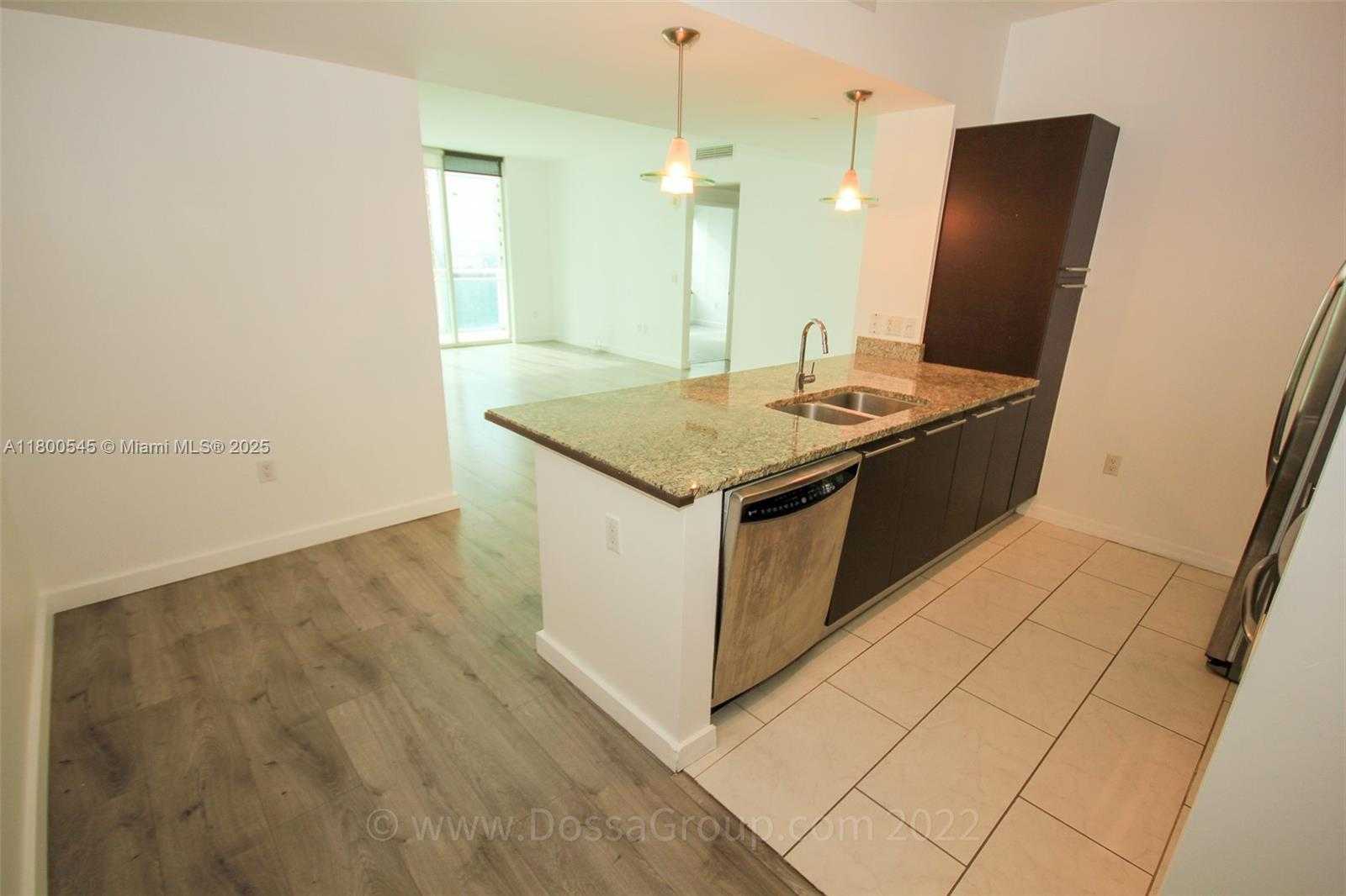 Small Image of 951 BRICKELL AVE #2505, Miami Number 4