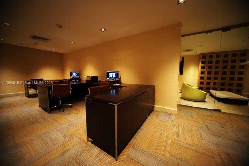 Small Image of 951 BRICKELL AVE #2505, Miami Number 50