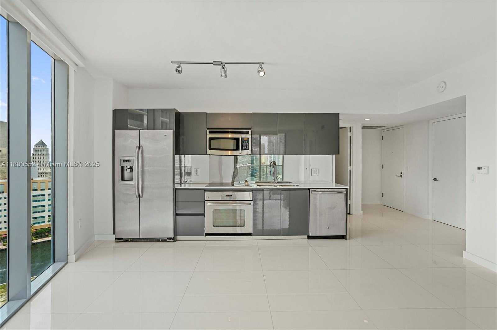Small Image of 31 SOUTH EAST 6 ST #1901, Miami Number 2