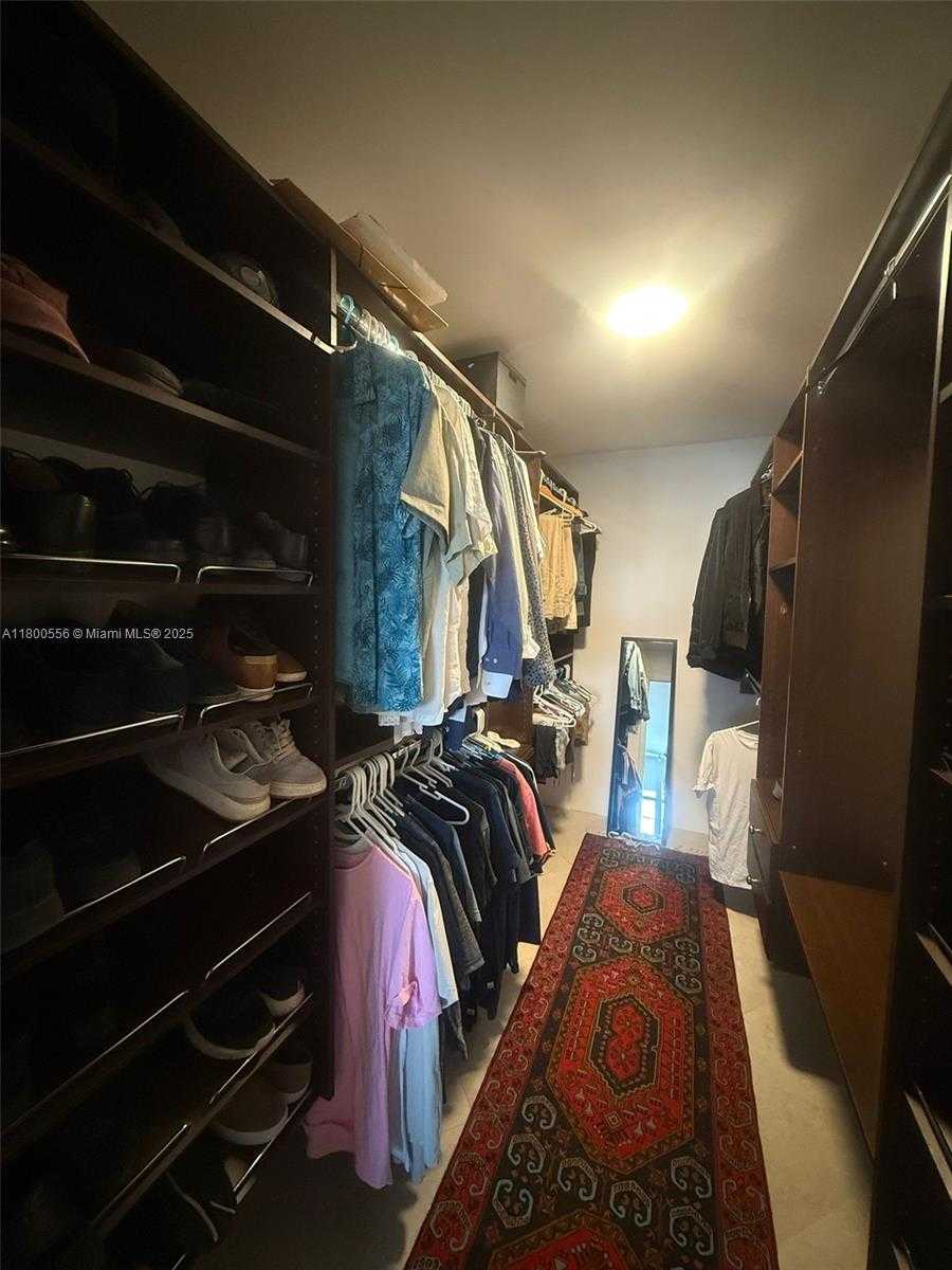 Small Image of 18021 BISCAYNE BLVD #1504, Aventura Number 14