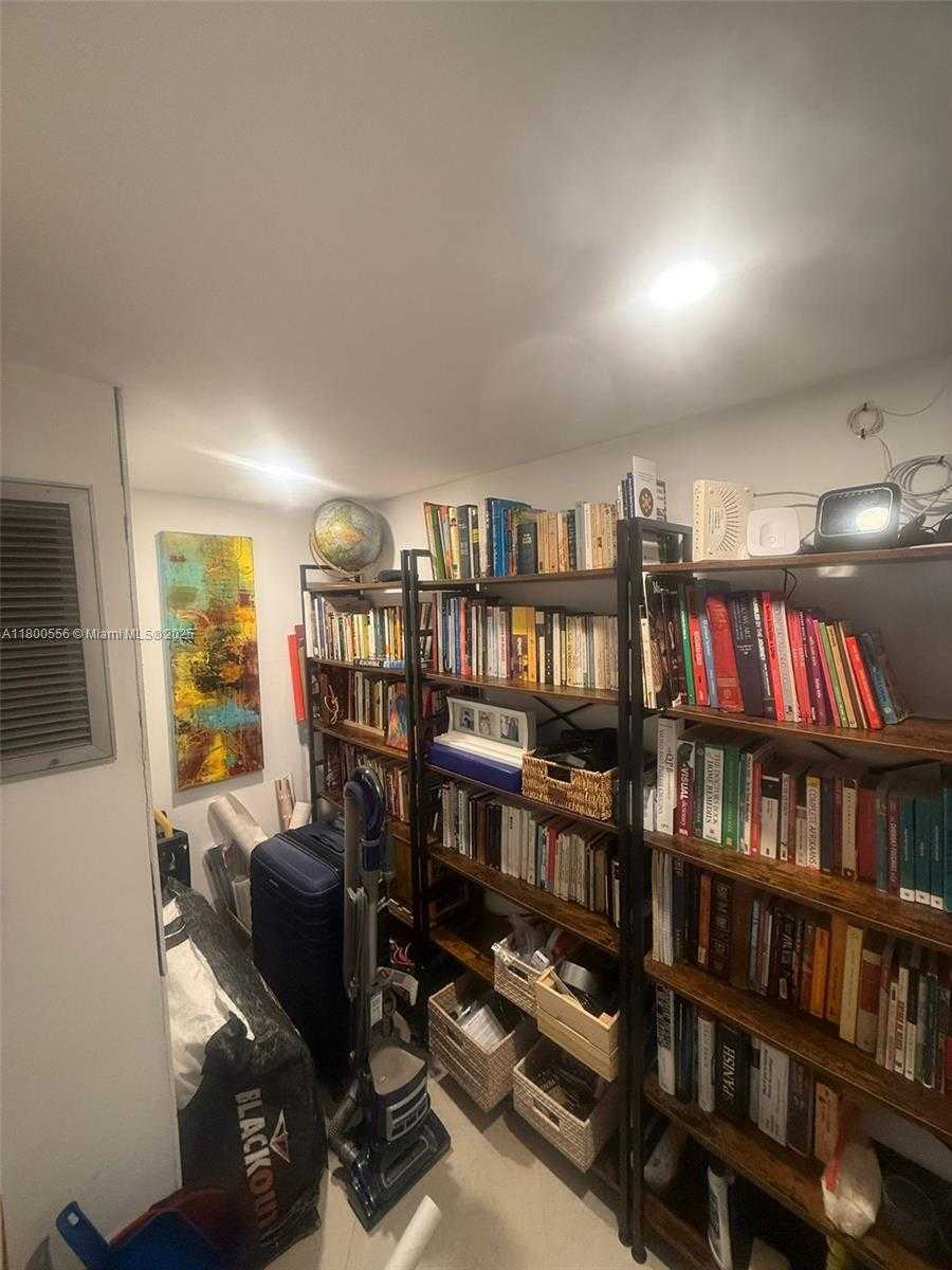 Small Image of 18021 BISCAYNE BLVD #1504, Aventura Number 18