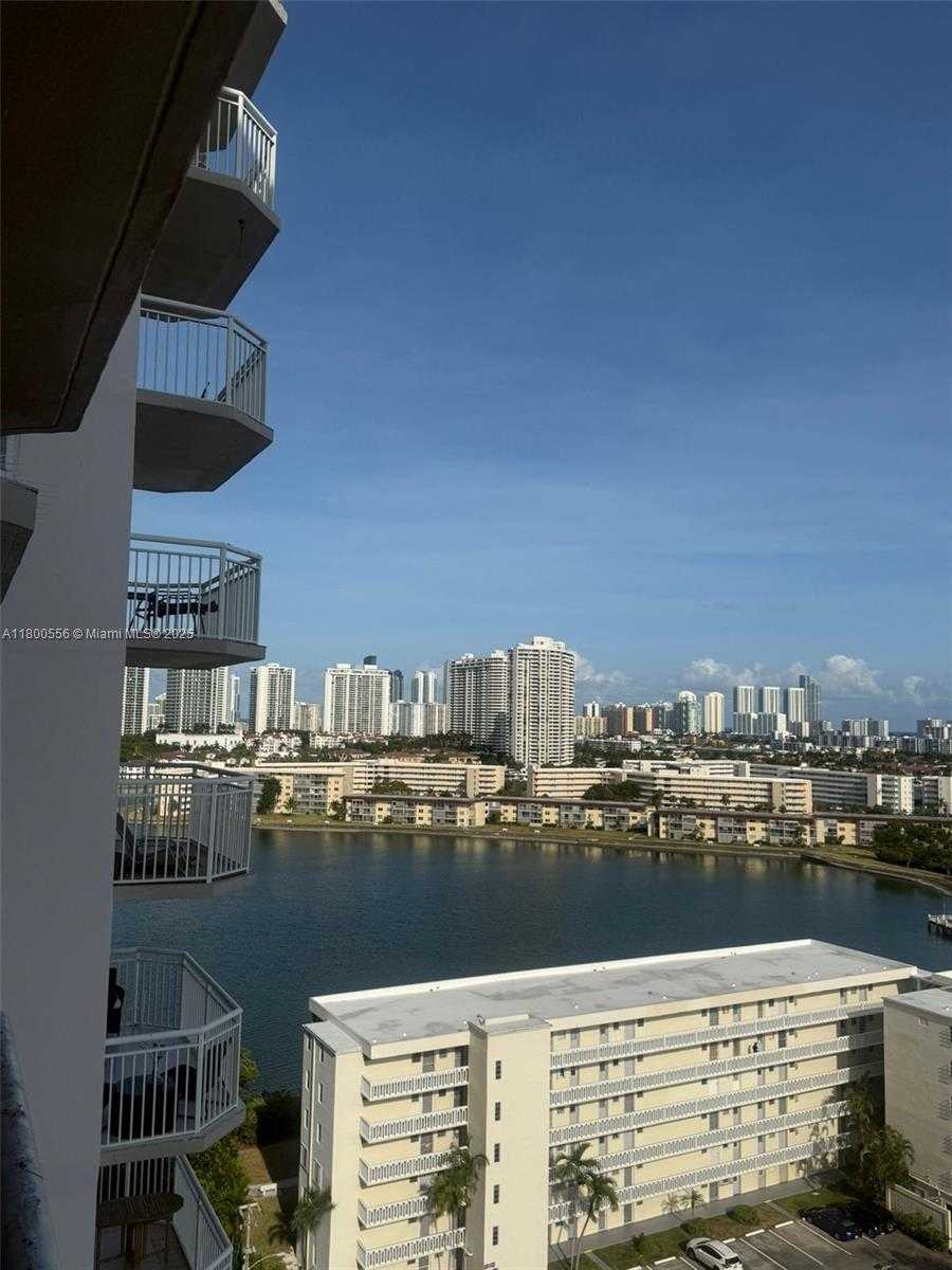 Small Image of 18021 BISCAYNE BLVD #1504, Aventura Number 19