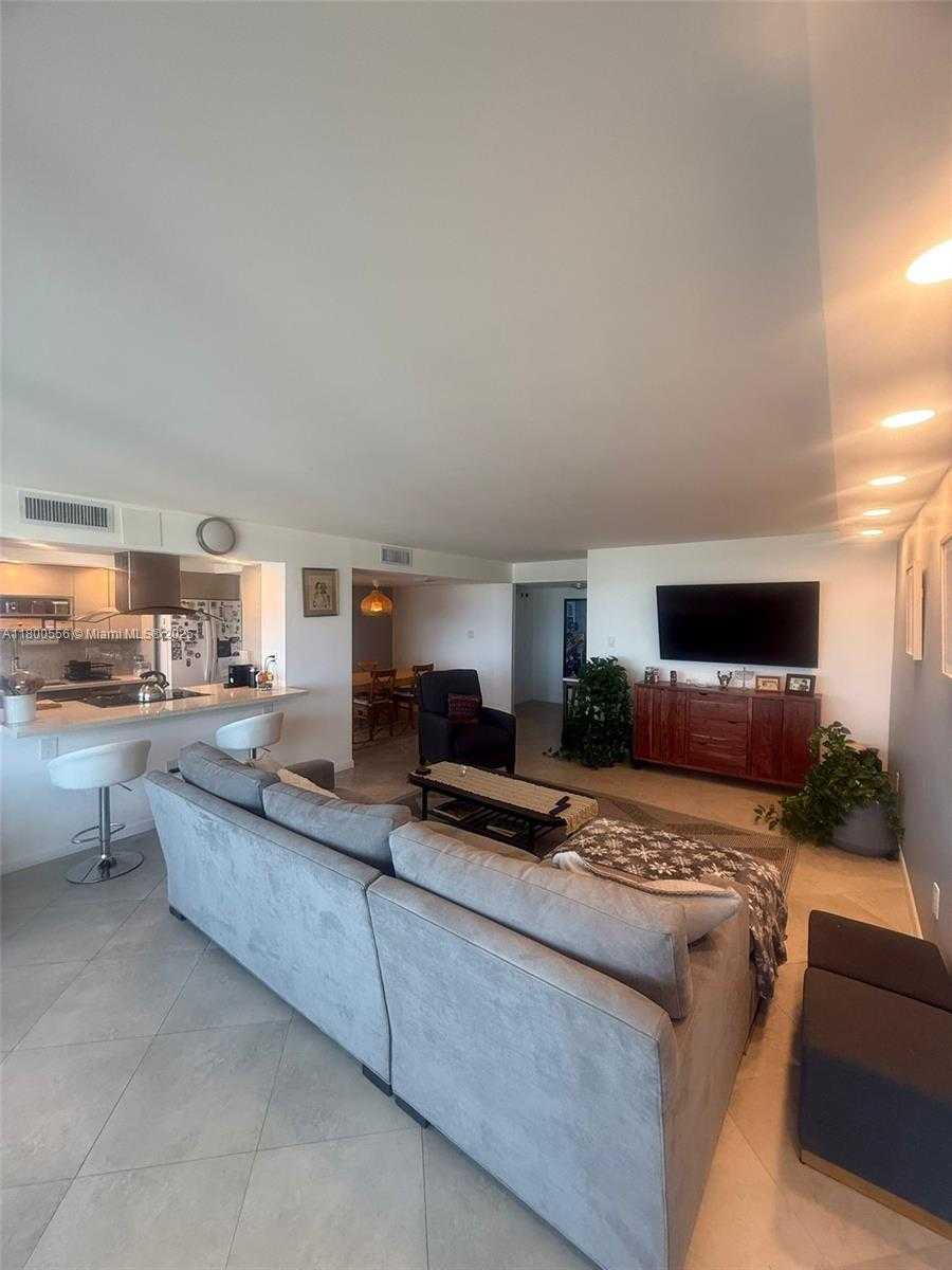 Small Image of 18021 BISCAYNE BLVD #1504, Aventura Number 20