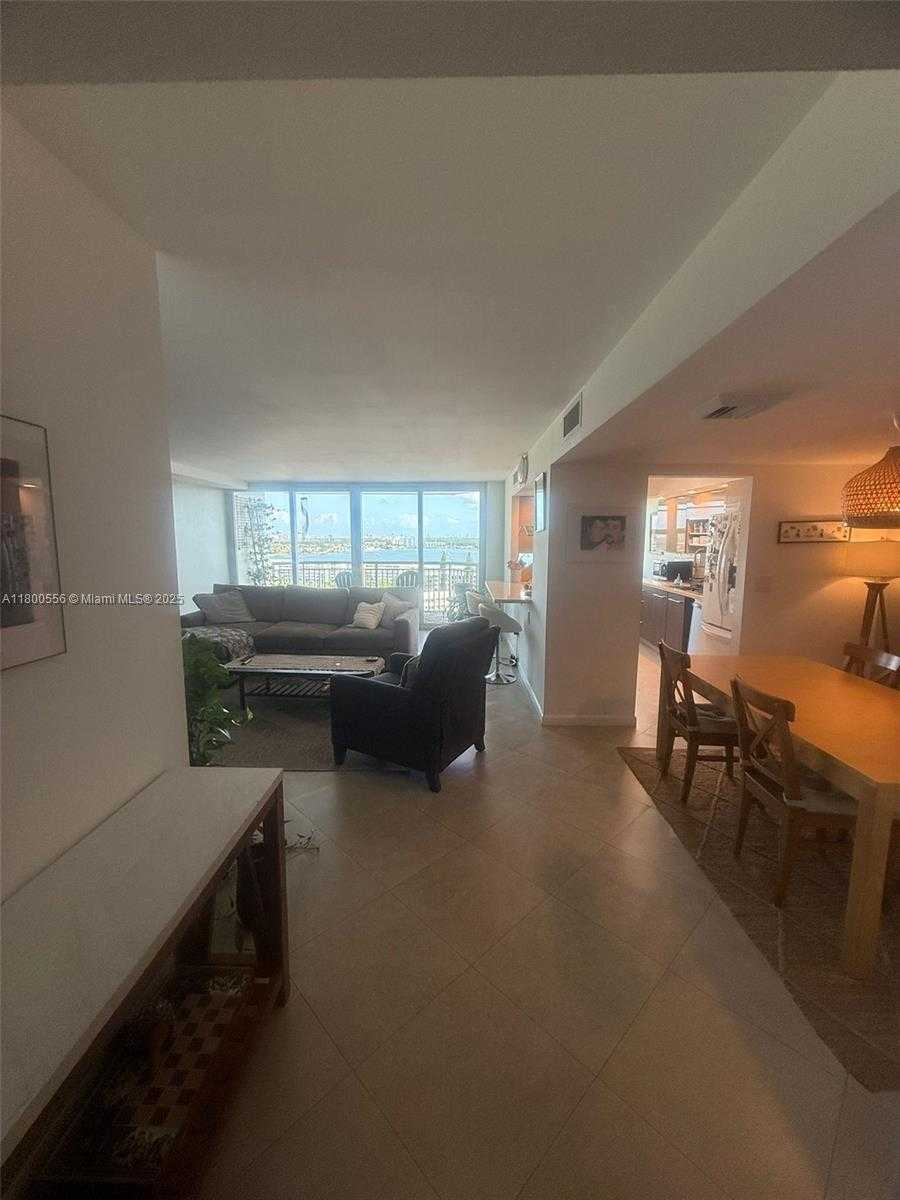 Small Image of 18021 BISCAYNE BLVD #1504, Aventura Number 23