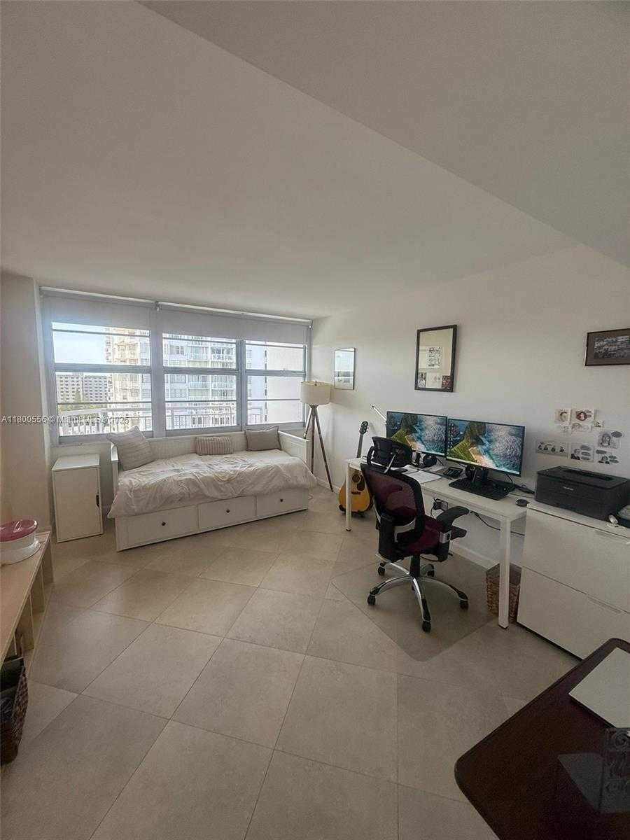 Small Image of 18021 BISCAYNE BLVD #1504, Aventura Number 6