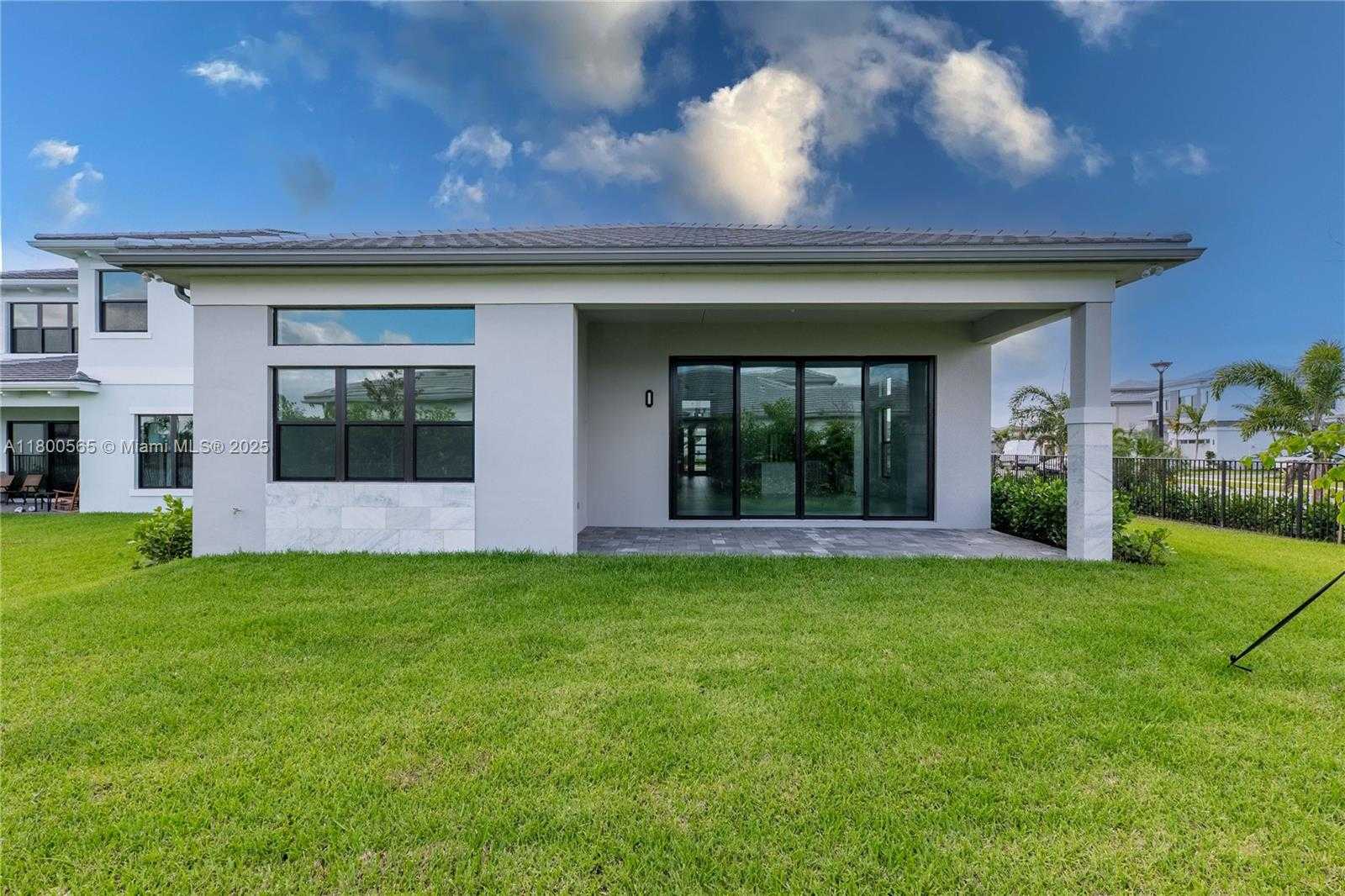 Small Image of 10042 BIRD WATCH WAY, Palm Beach Gardens Number 25