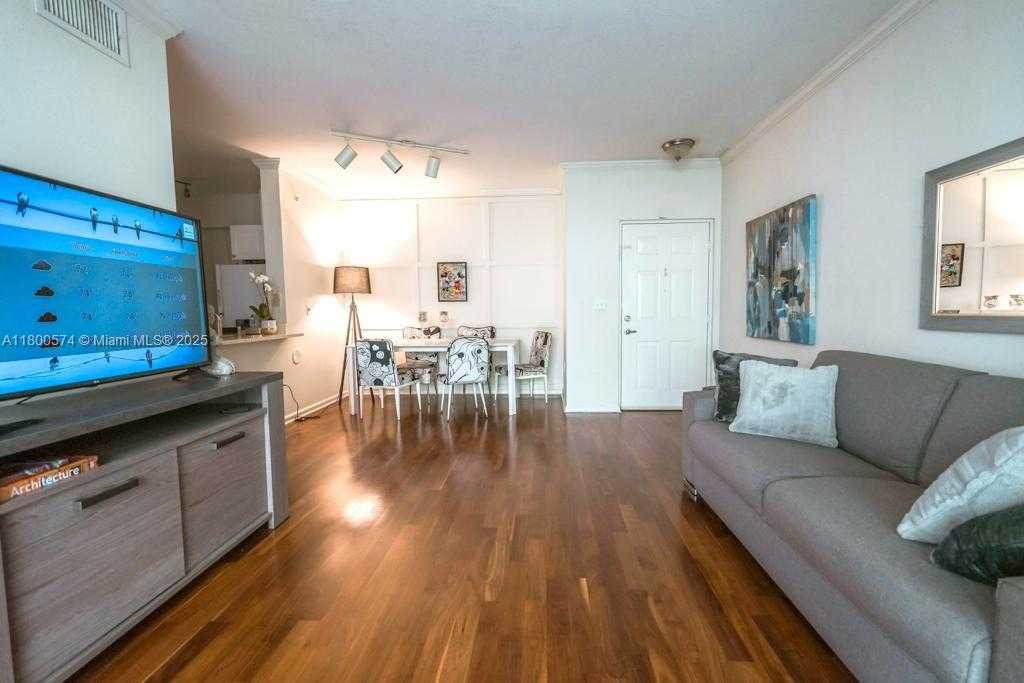 Small Image of 17145 NORTH BAY RD #4403, Sunny Isles Beach Number 11
