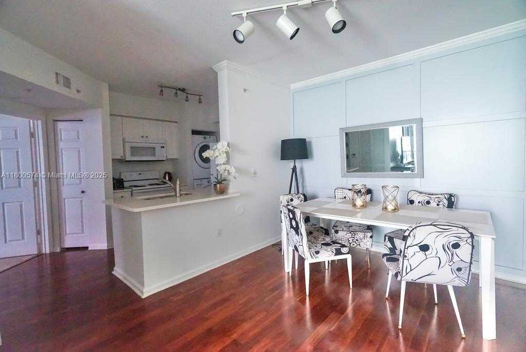 Small Image of 17145 NORTH BAY RD #4403, Sunny Isles Beach Number 12