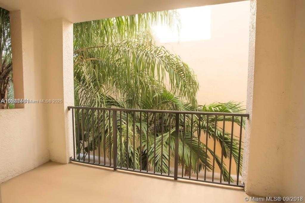 Small Image of 17145 NORTH BAY RD #4403, Sunny Isles Beach Number 20