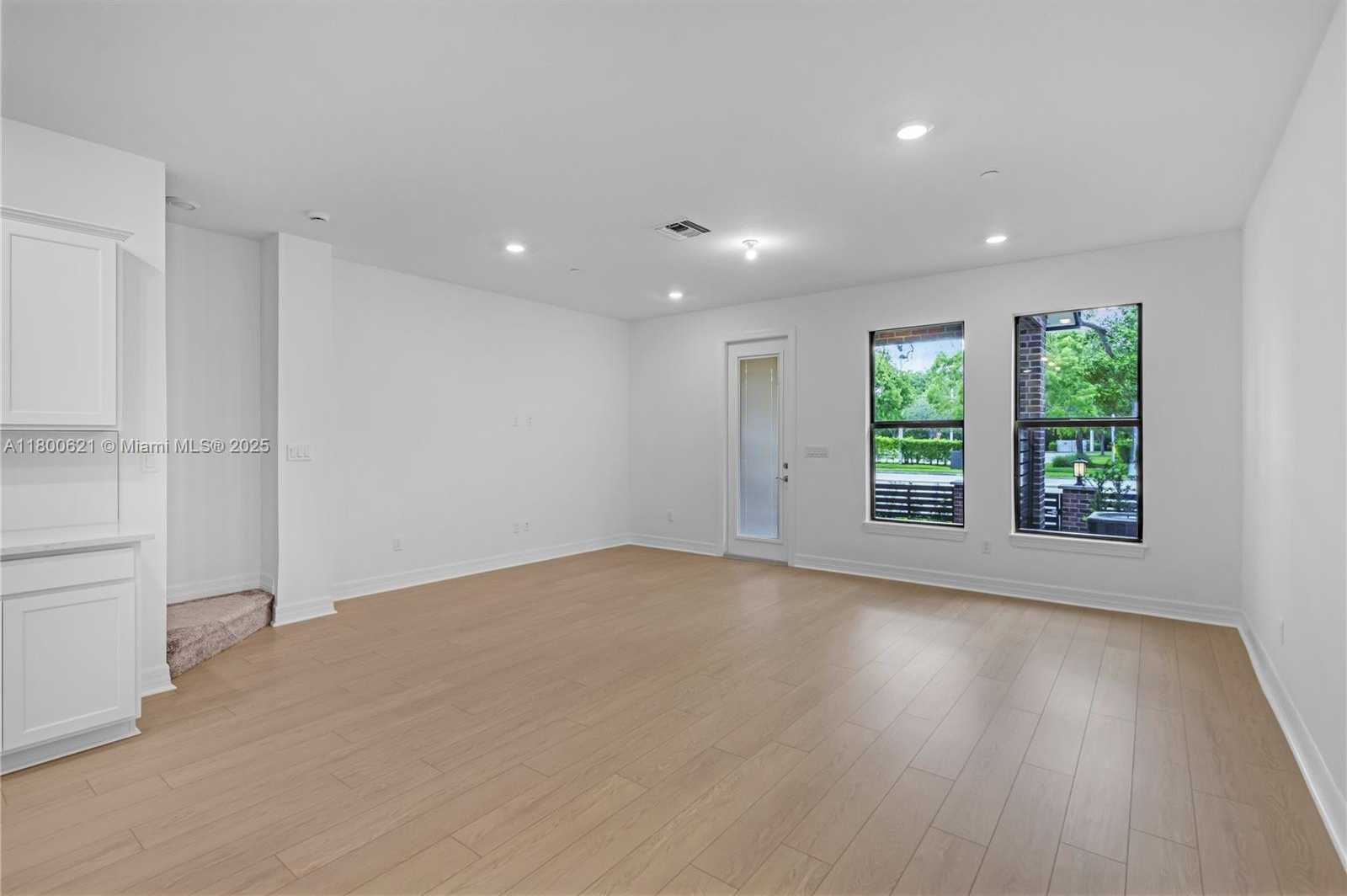 Small Image of 8353 NORTH WEST 7TH PL, Plantation Number 13
