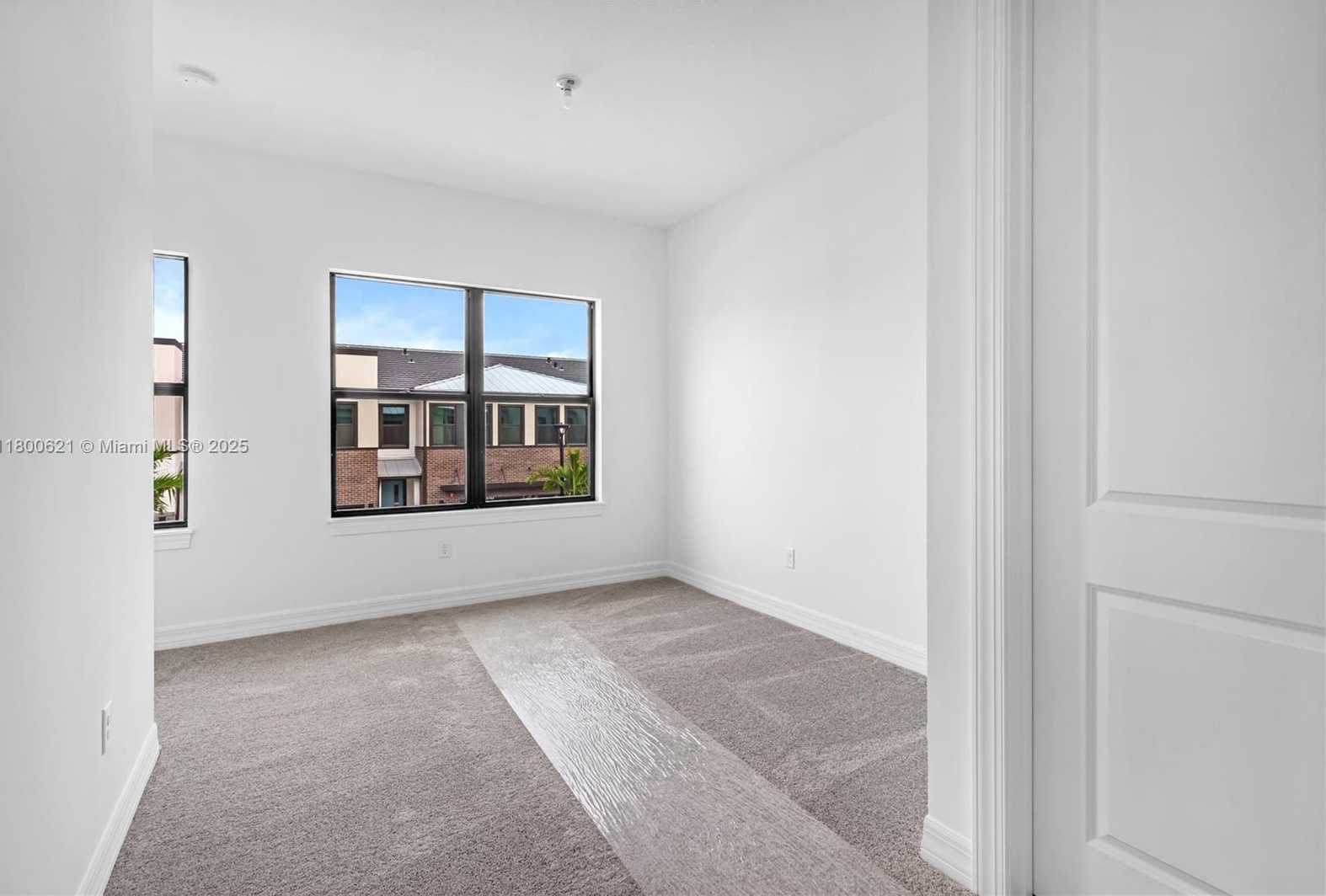 Small Image of 8353 NORTH WEST 7TH PL, Plantation Number 16