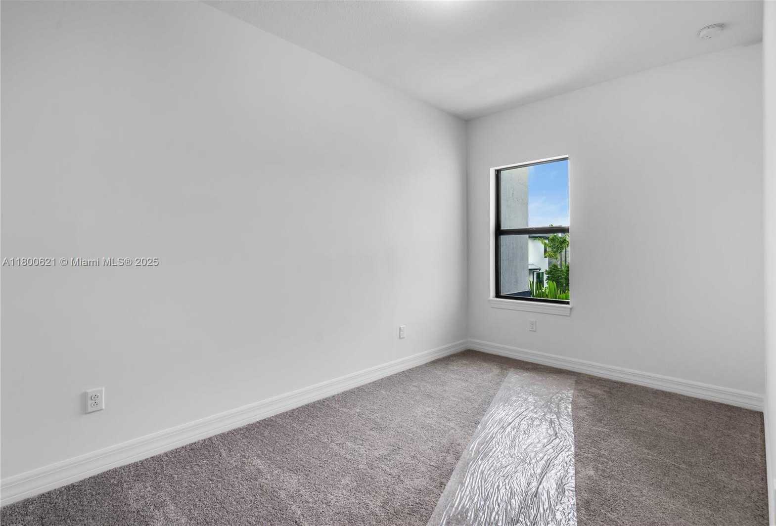 Small Image of 8353 NORTH WEST 7TH PL, Plantation Number 19