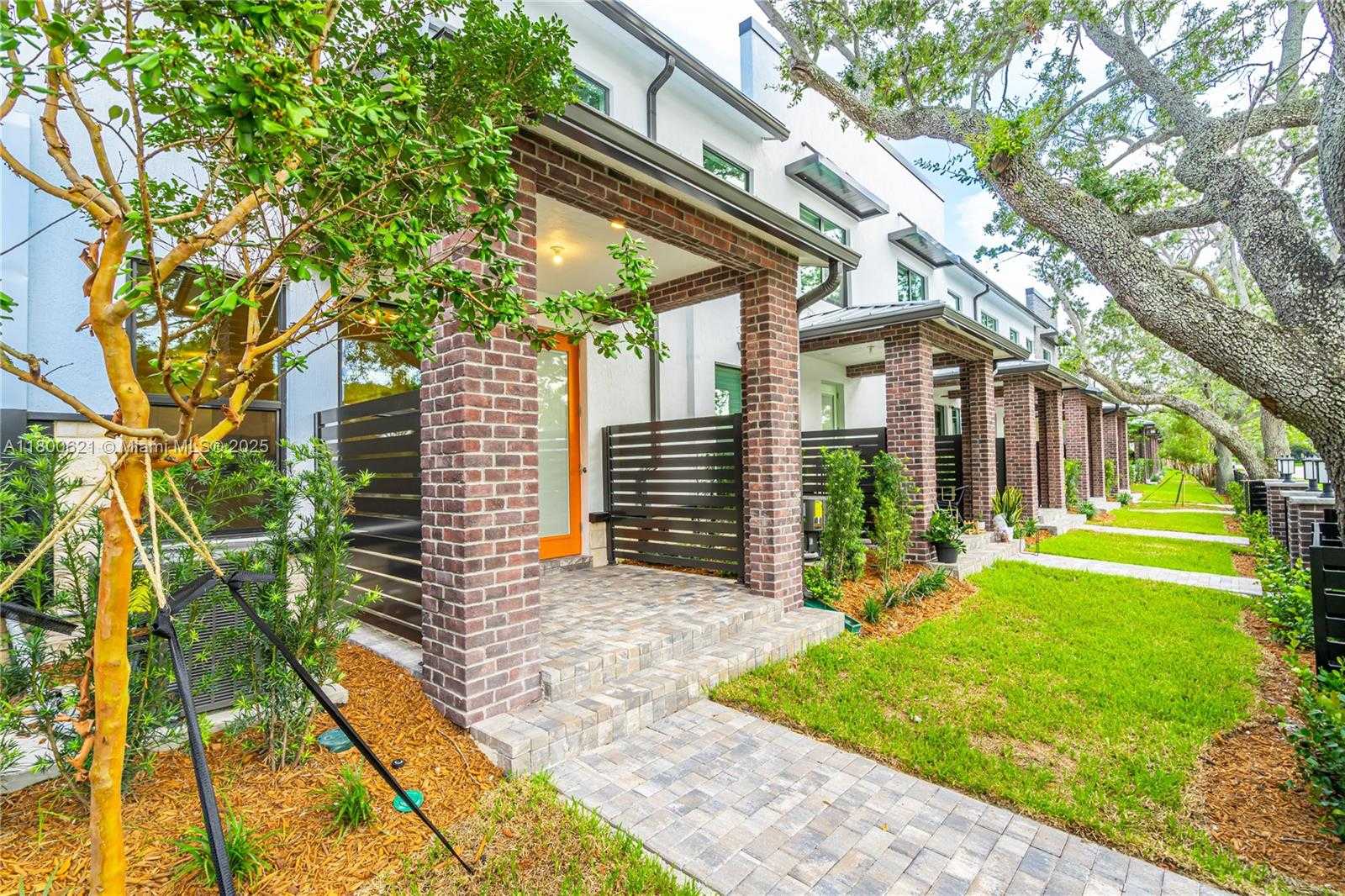 Small Image of 8353 NORTH WEST 7TH PL, Plantation Number 31