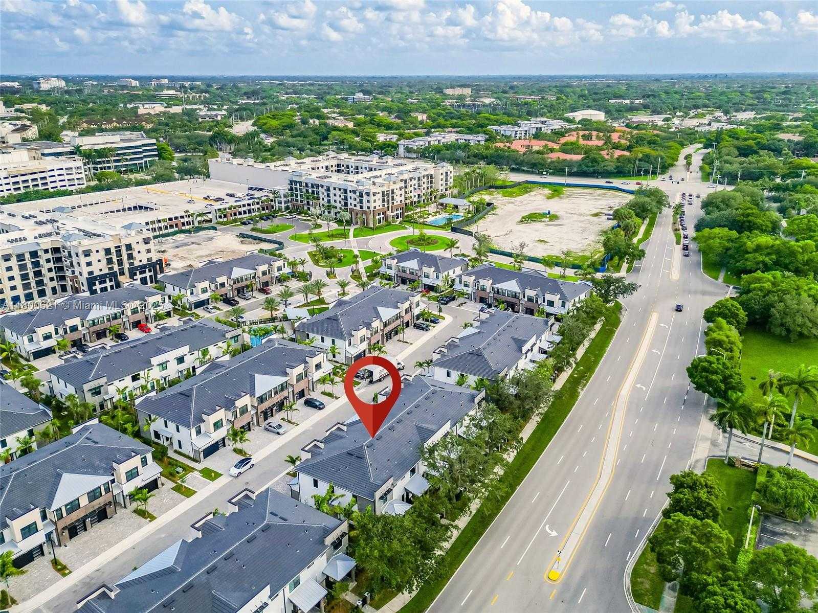 Small Image of 8353 NORTH WEST 7TH PL, Plantation Number 41