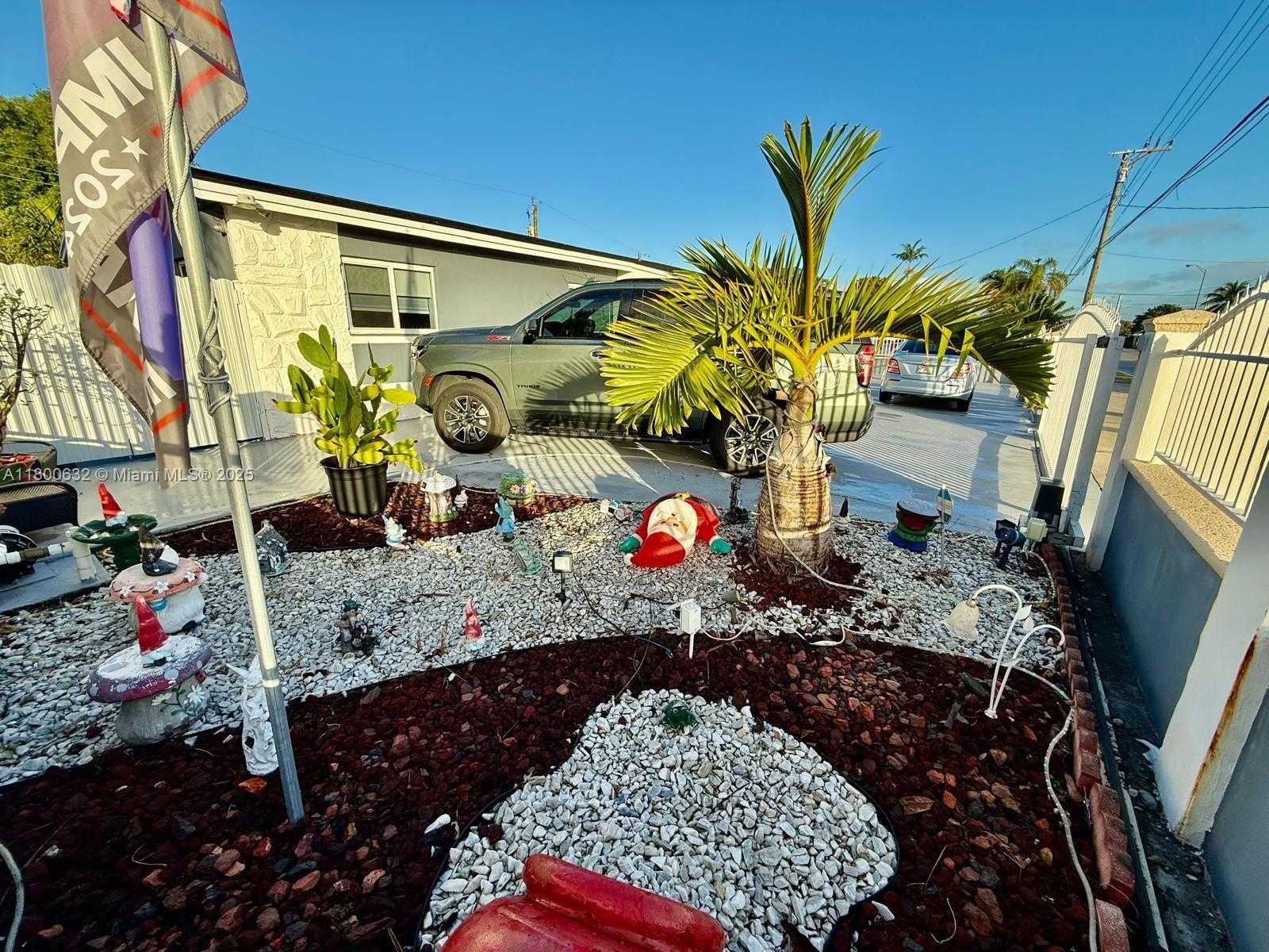 Small Image of 6202 SOUTH WEST 107TH AVE, Miami Number 38