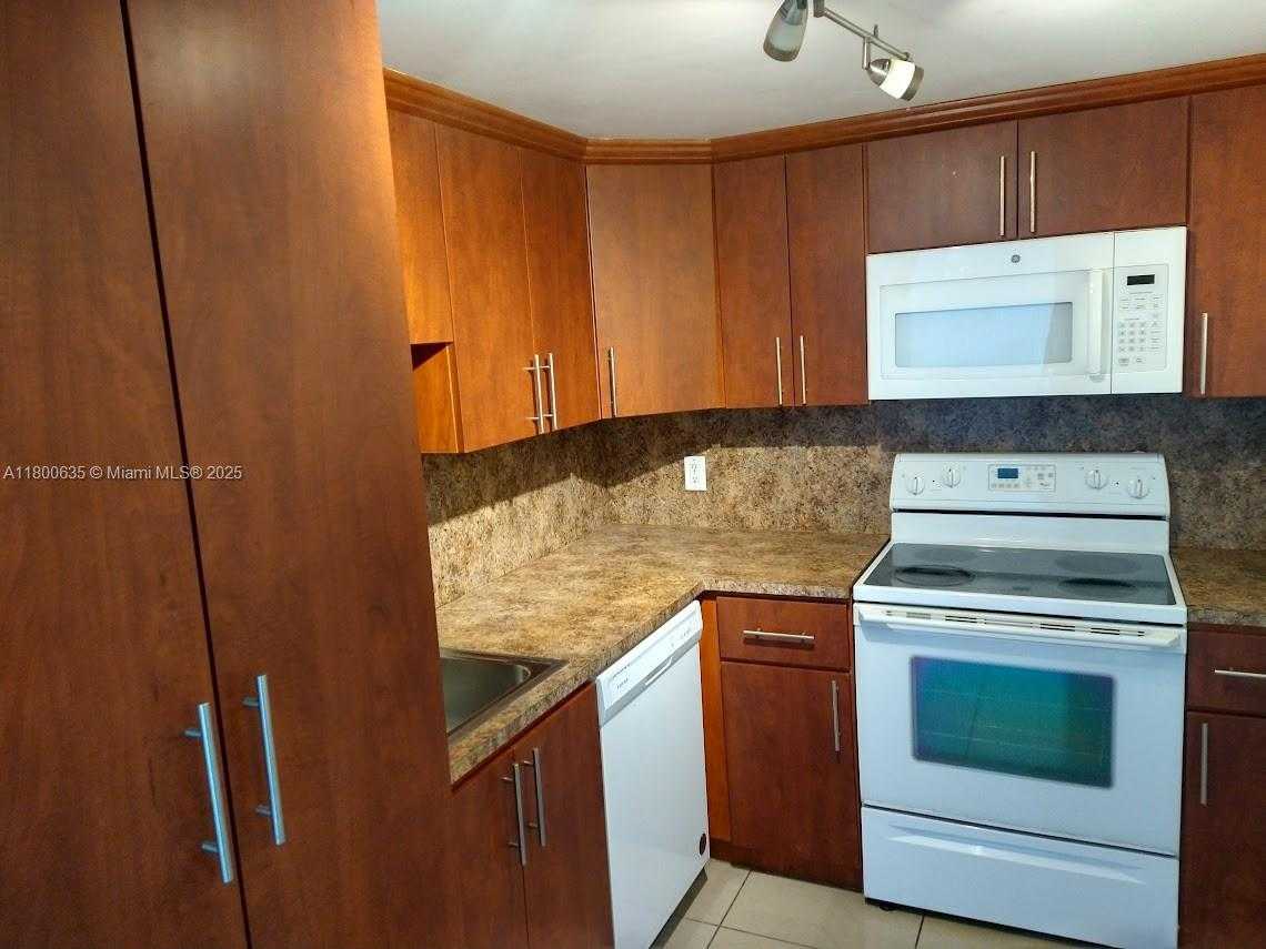 Small Image of 200 SOUTH EAST 15TH RD #9B, Miami Number 20
