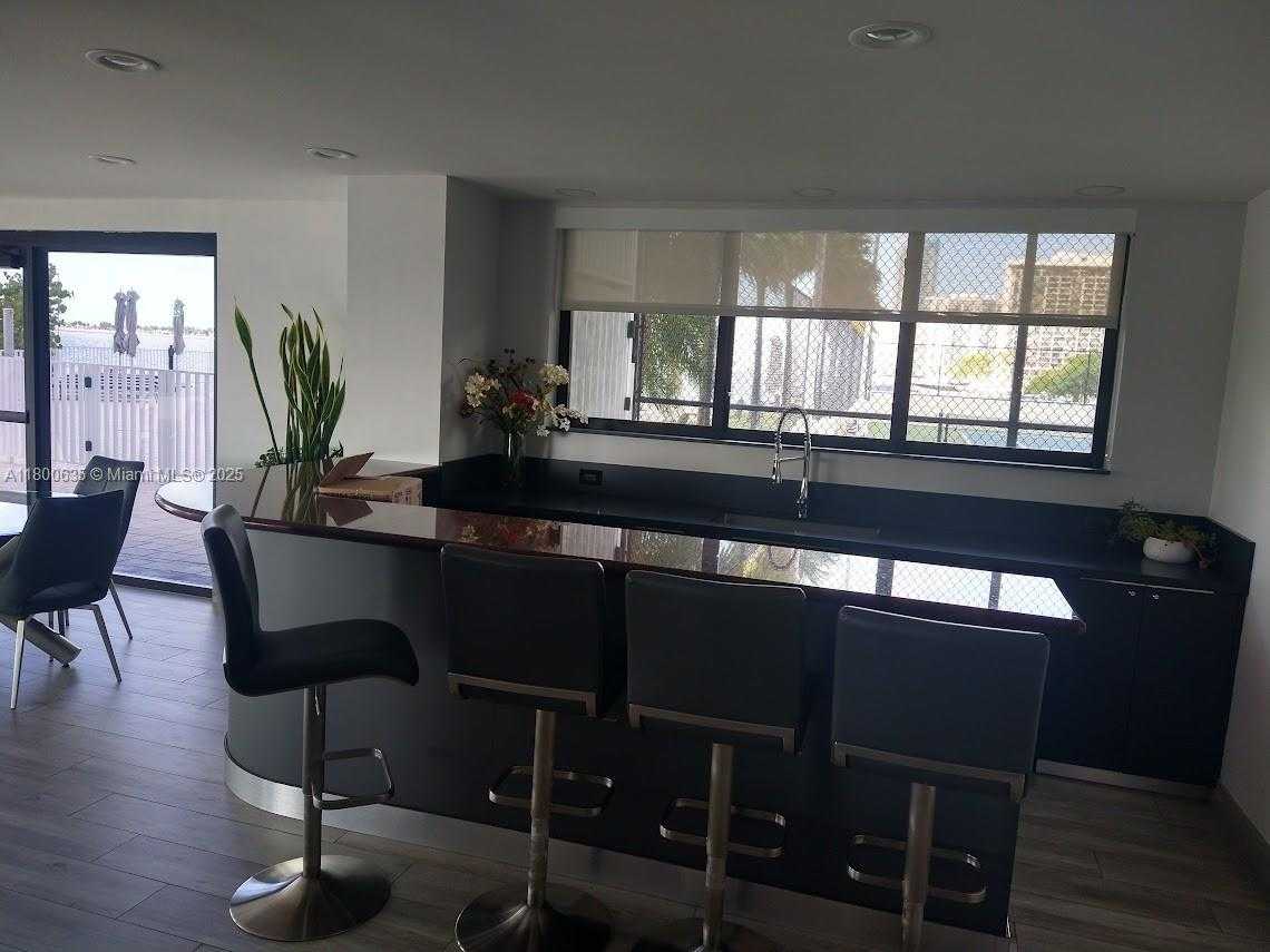 Small Image of 200 SOUTH EAST 15TH RD #9B, Miami Number 29