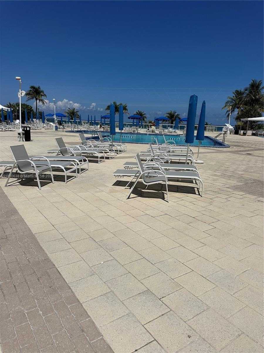 Small Image of 2030 SOUTH OCEAN DR #416, Hallandale Beach Number 12
