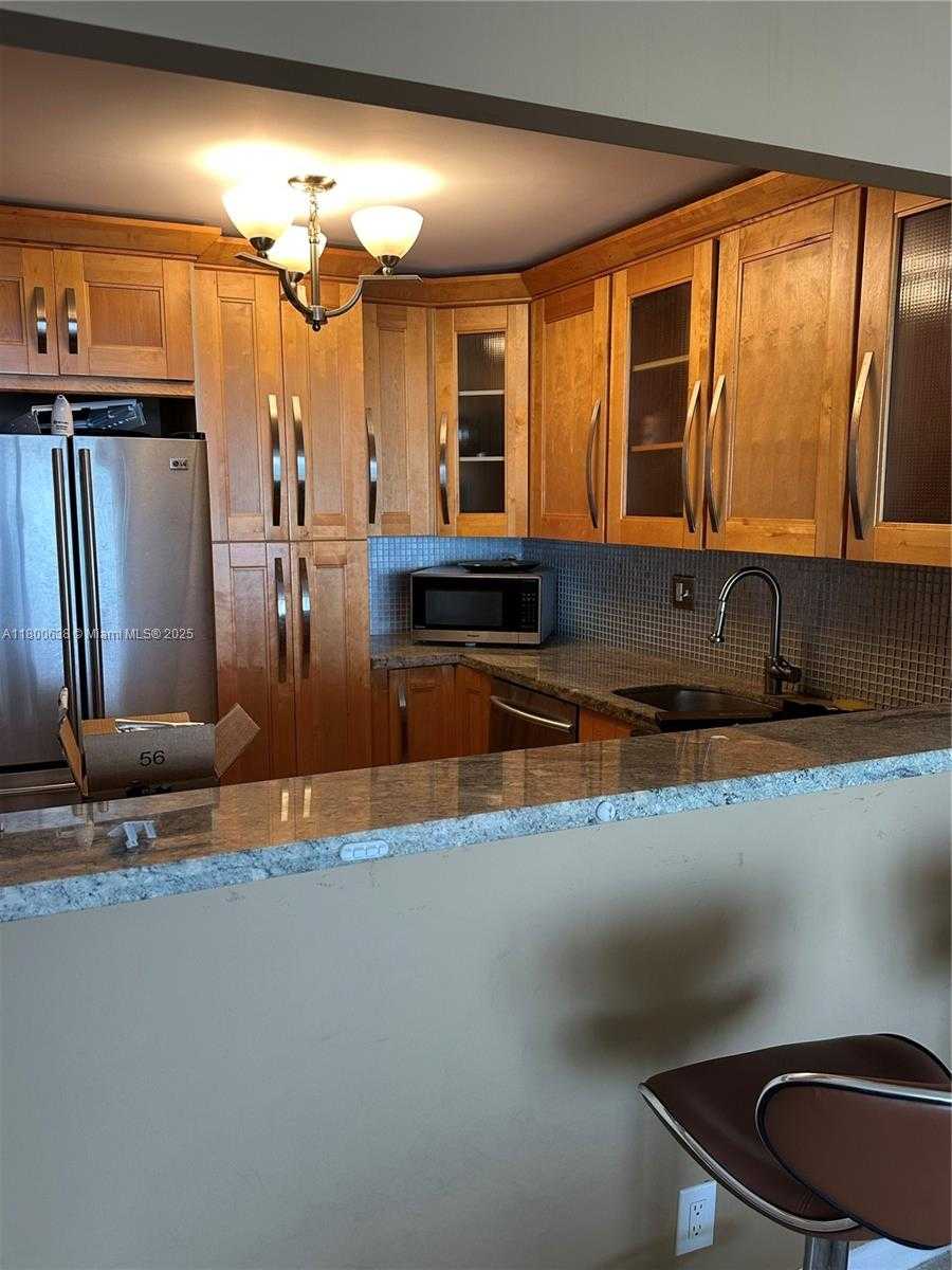 Small Image of 2030 SOUTH OCEAN DR #416, Hallandale Beach Number 2