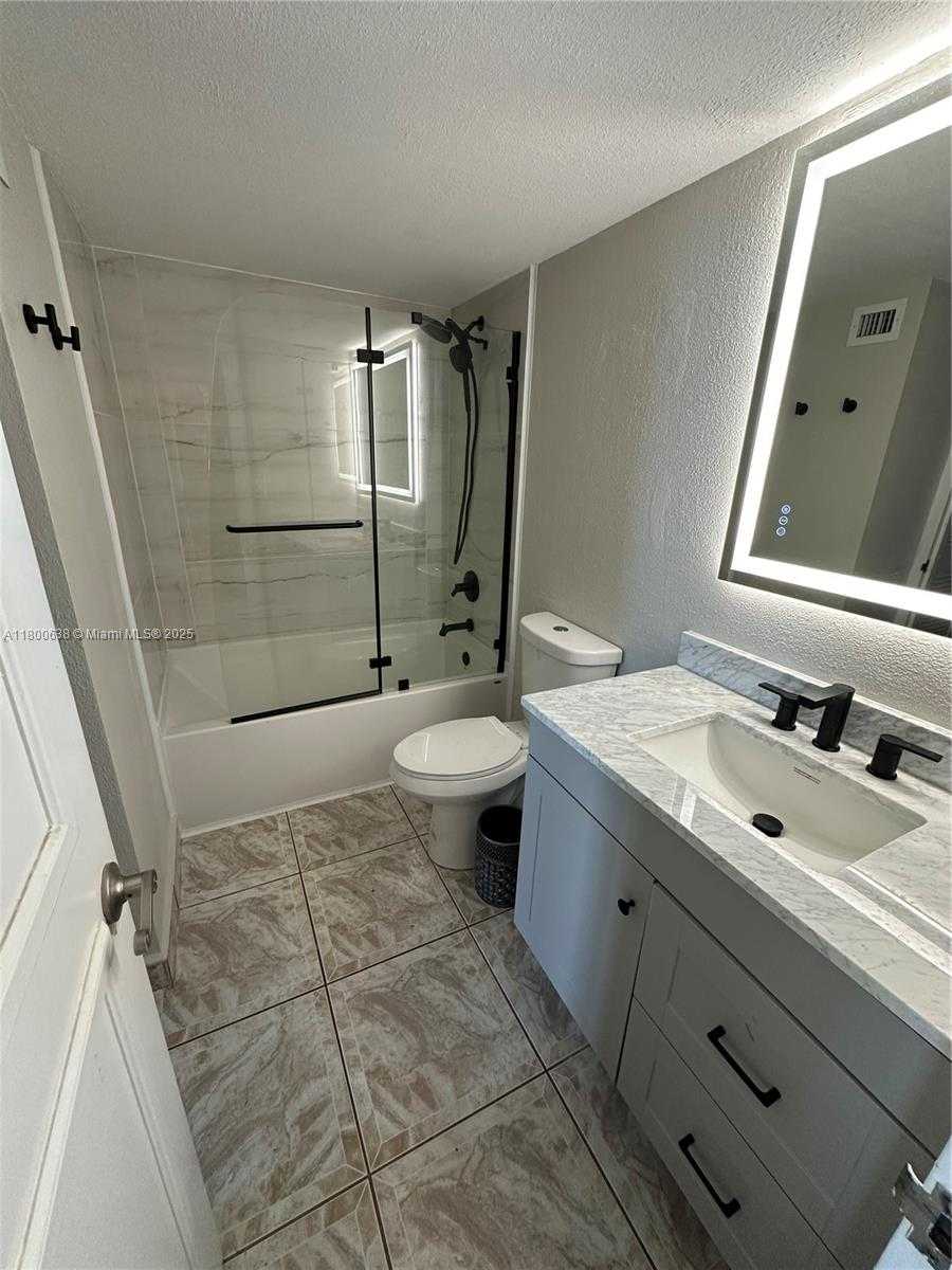 Small Image of 2030 SOUTH OCEAN DR #416, Hallandale Beach Number 8