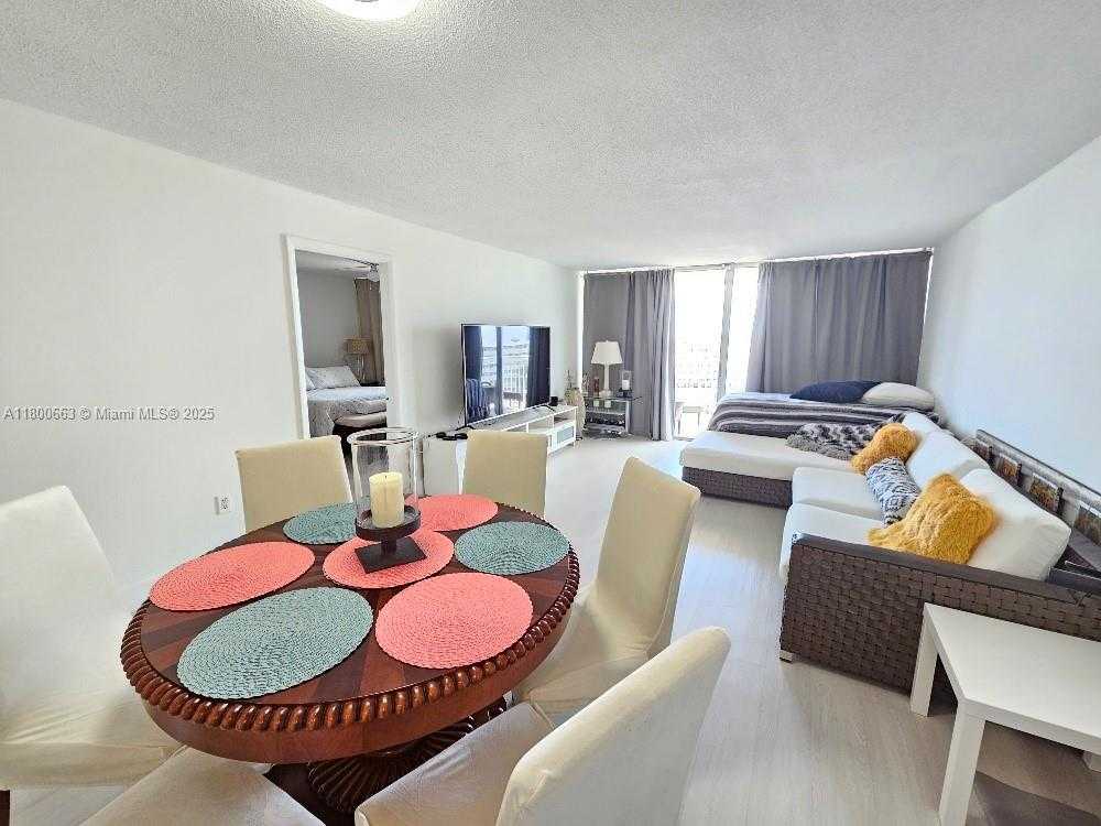 Small Image of 18031 BISCAYNE BLVD #603, Aventura Number 3