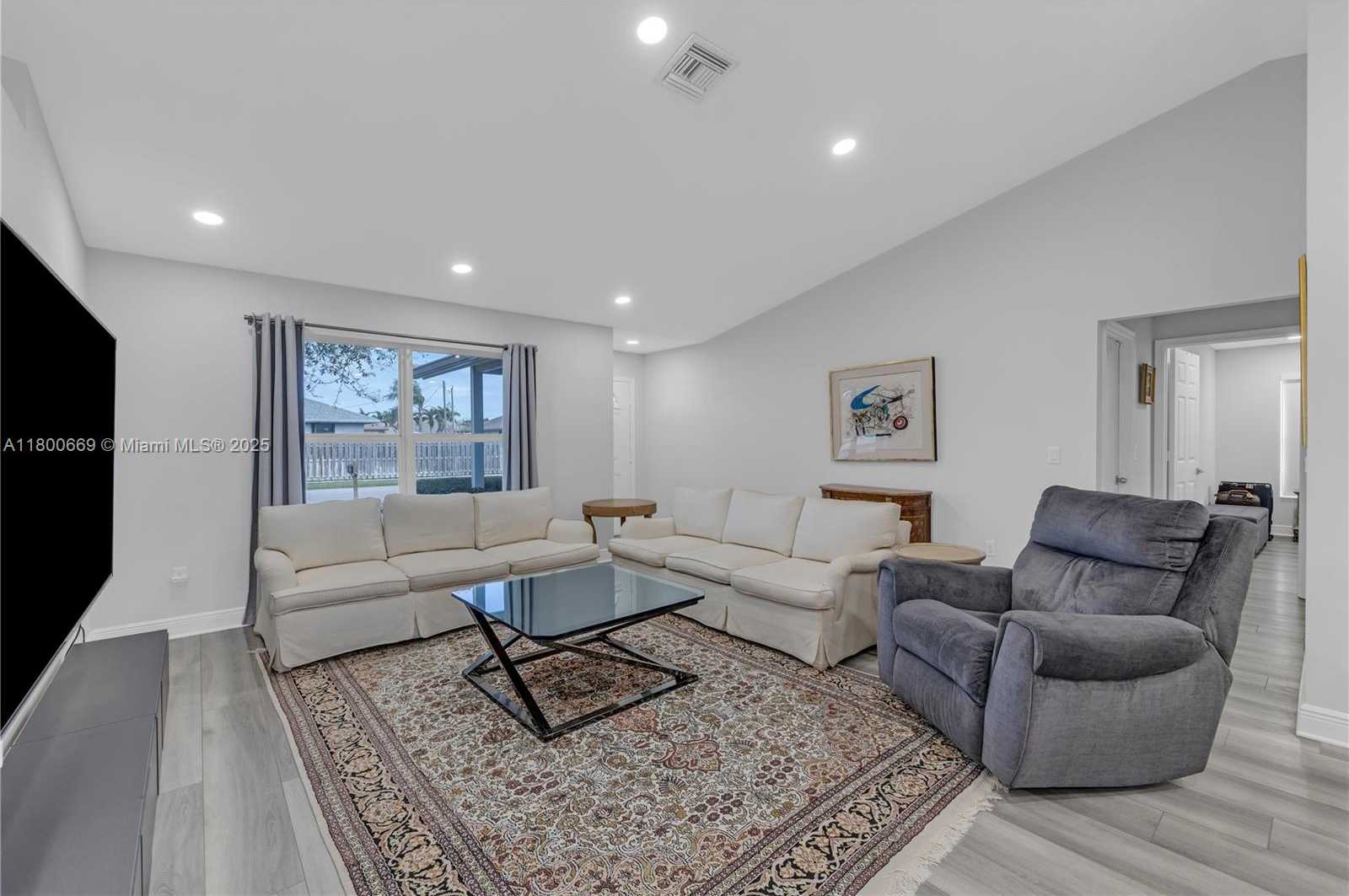 Small Image of 981 WYNNDALE WAY, Lantana Number 14