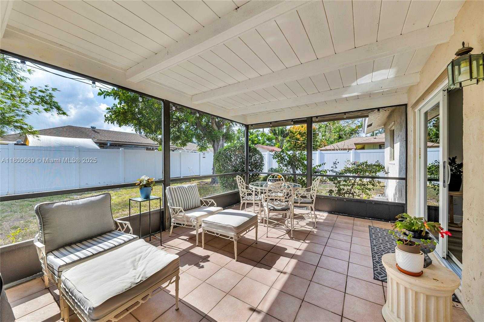Small Image of 981 WYNNDALE WAY, Lantana Number 18