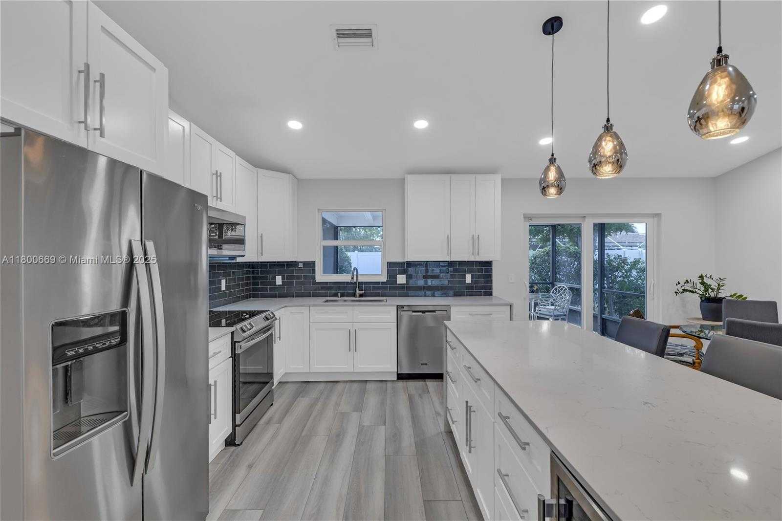 Small Image of 981 WYNNDALE WAY, Lantana Number 9