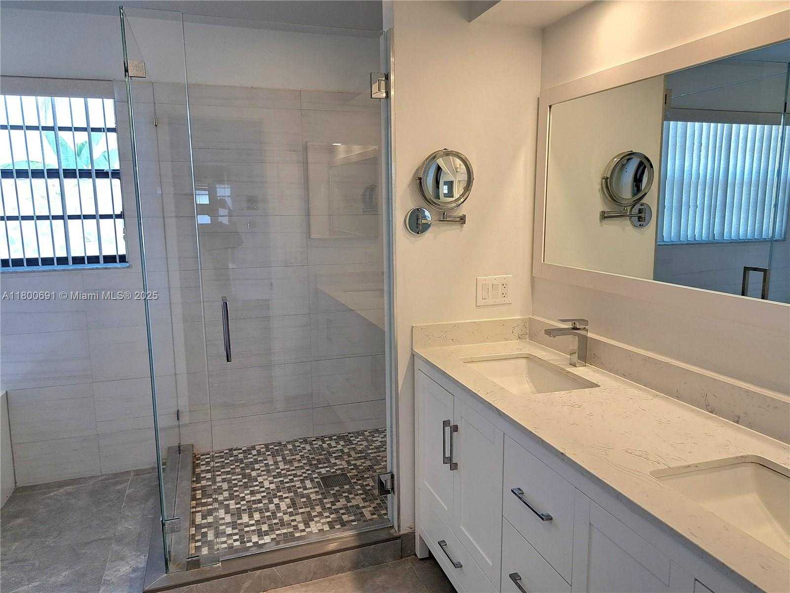 Small Image of 3535 MAGELLAN CIR #525, Aventura Number 14