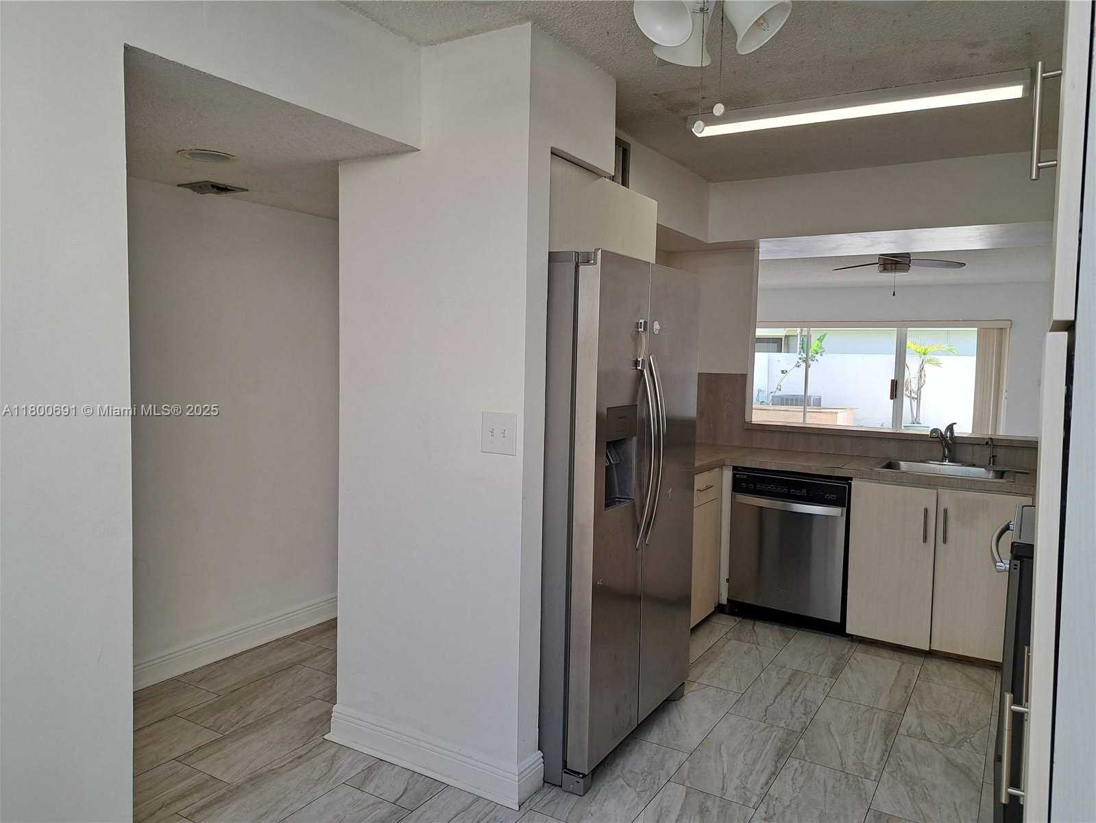 Small Image of 3535 MAGELLAN CIR #525, Aventura Number 8
