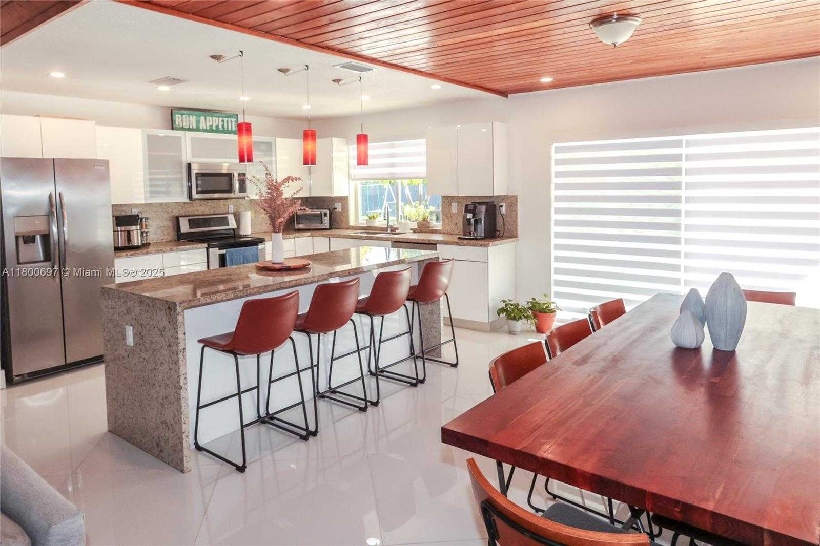Small Image of 13561 SOUTH WEST 98TH PL, Miami Number 8