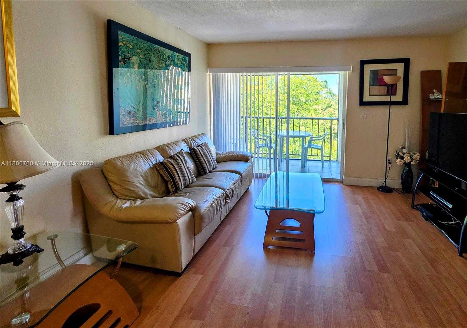 Small Image of 201 178TH DR #412, Sunny Isles Beach Number 4