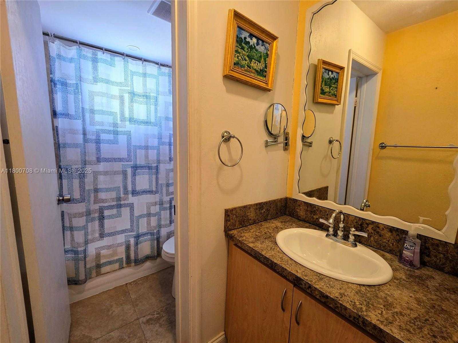 Small Image of 201 178TH DR #412, Sunny Isles Beach Number 8