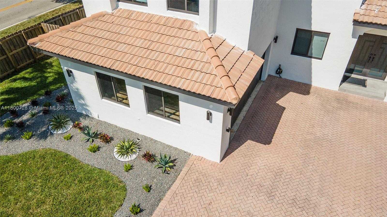 Small Image of 1451 SOUTH WEST 11TH PL #1-2, Fort Lauderdale Number 7
