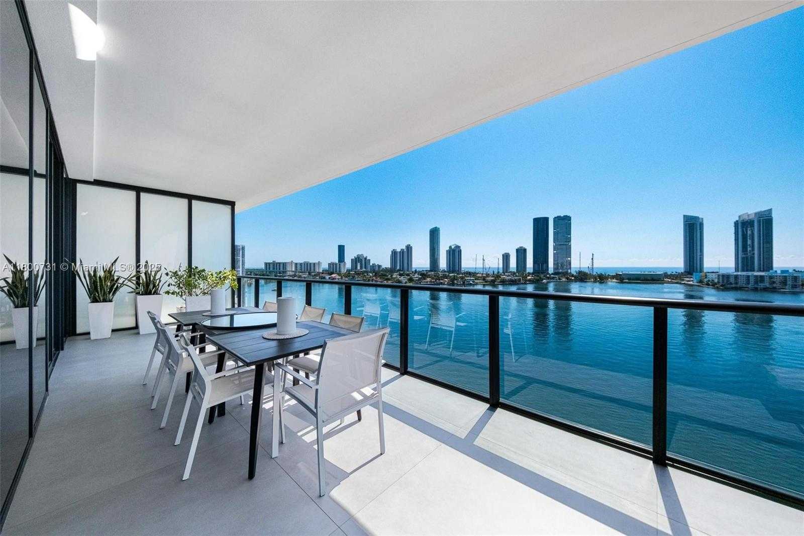 Small Image of 5500 Island Estates Dr, Aventura, FL 33160, USA Number 2