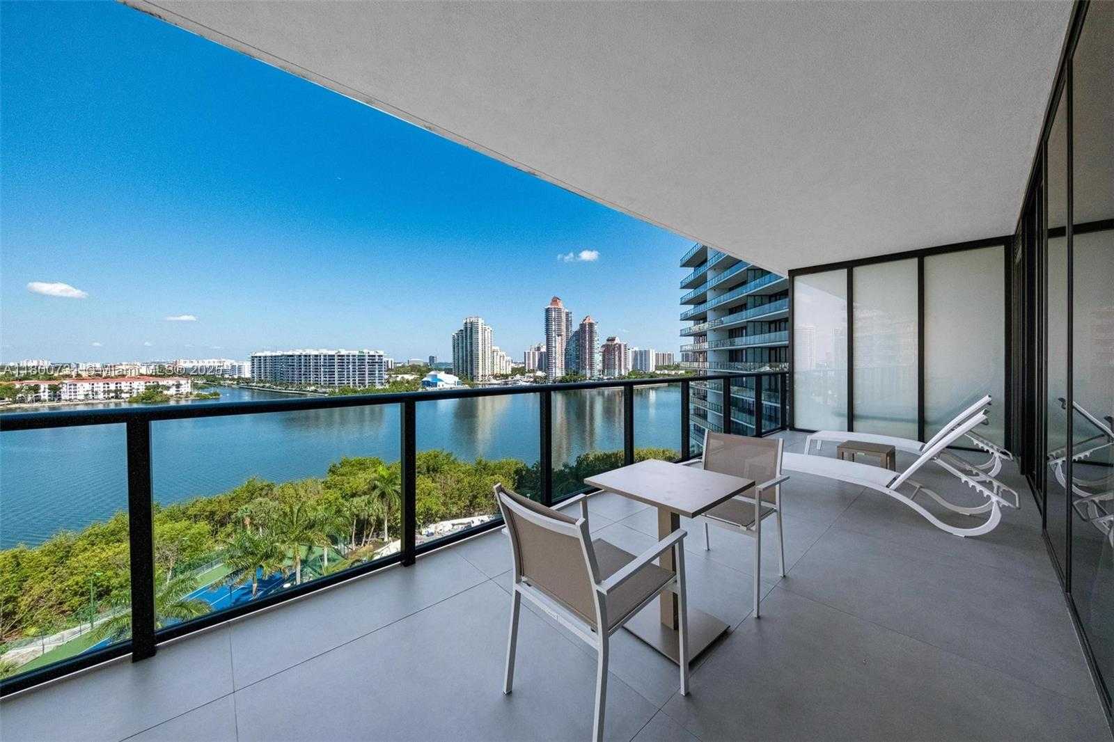 Small Image of 5500 Island Estates Dr, Aventura, FL 33160, USA Number 33