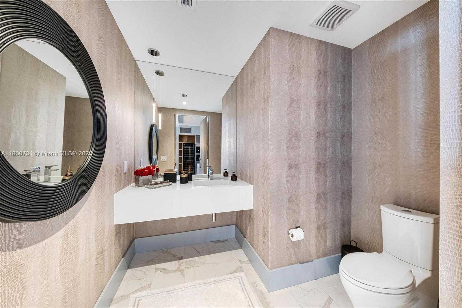 Small Image of 5500 Island Estates Dr, Aventura, FL 33160, USA Number 39