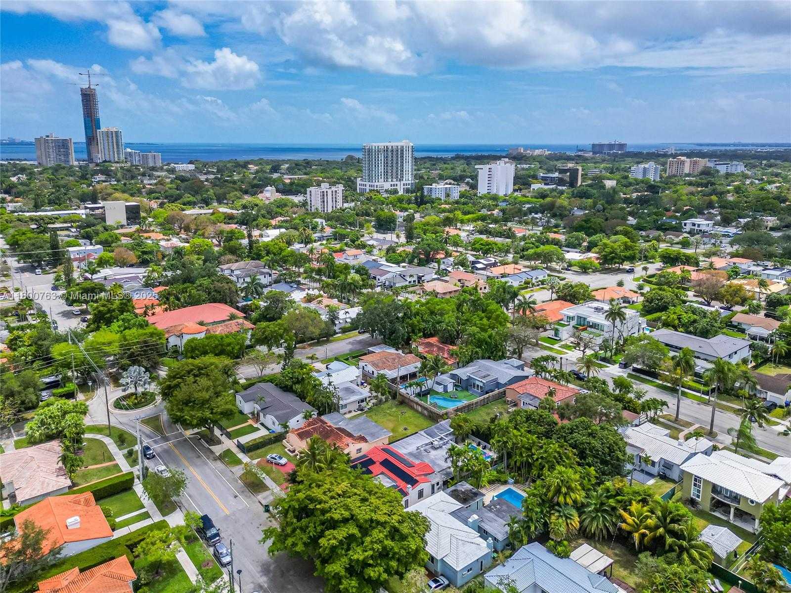 Small Image of 520 SOUTH WEST 22ND RD, Miami Number 69