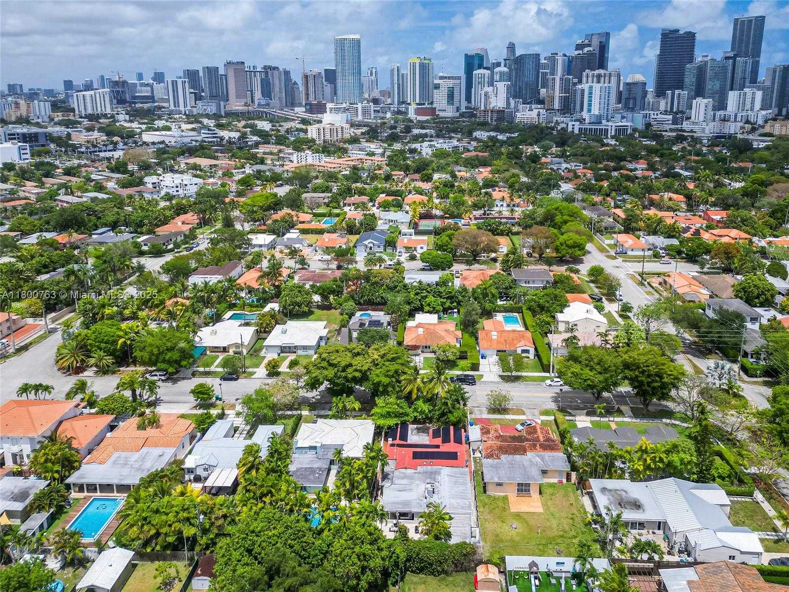 Small Image of 520 SOUTH WEST 22ND RD, Miami Number 71