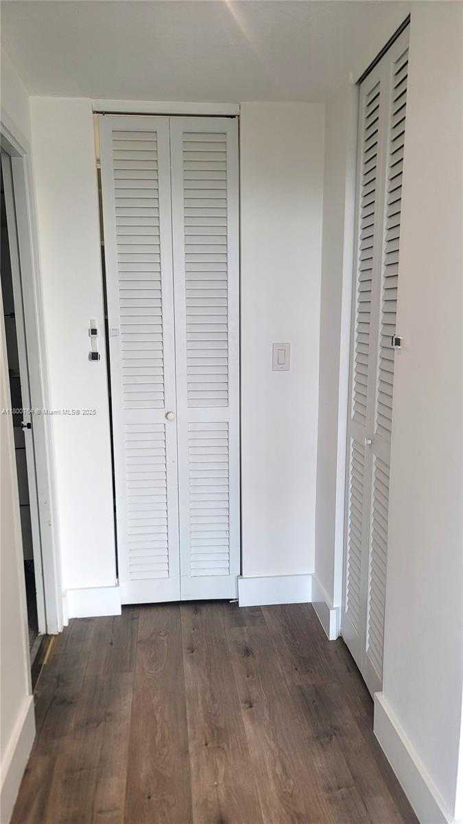 Small Image of 2451 BRICKELL AVE #10P, Miami Number 14