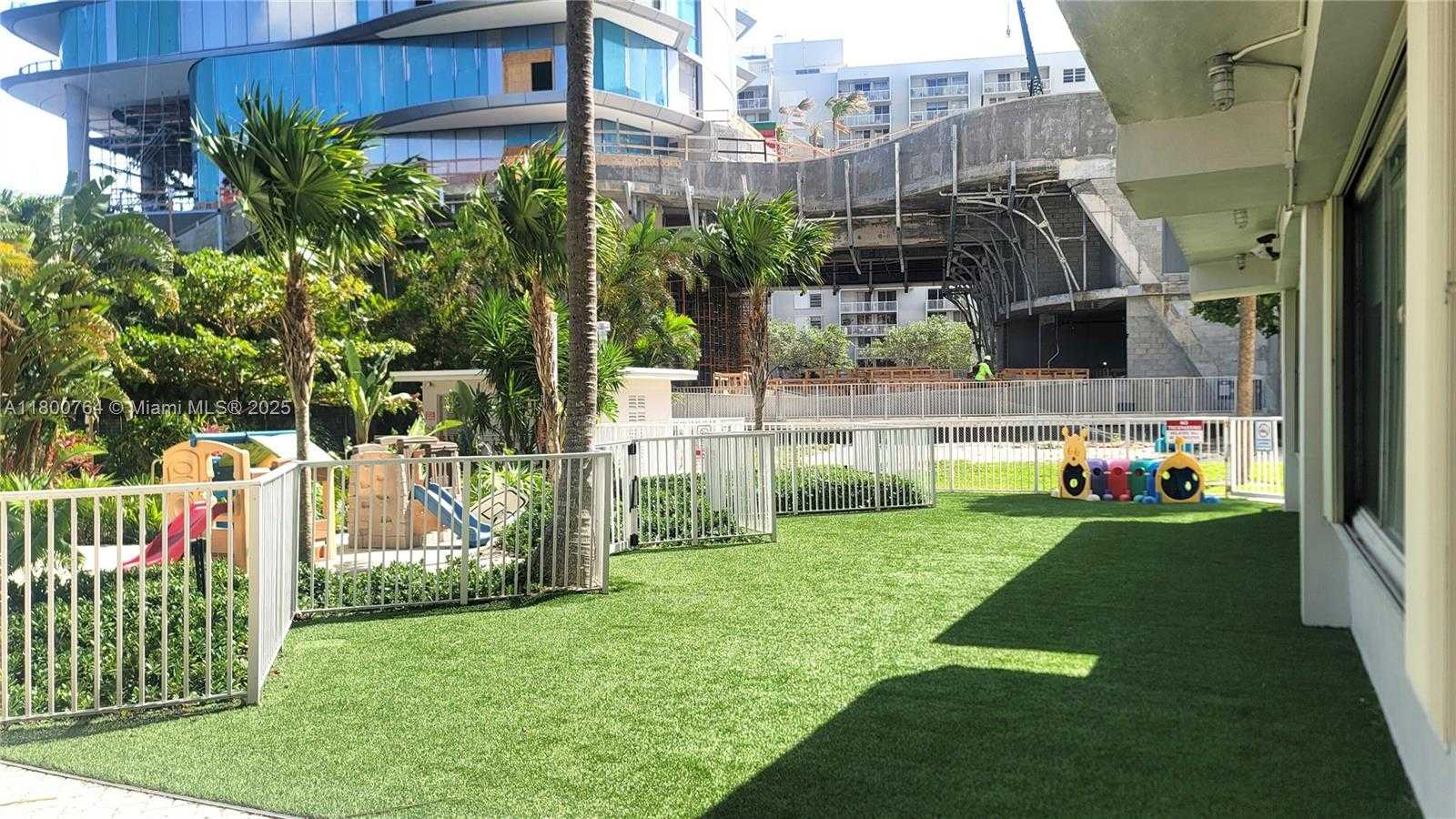 Small Image of 2451 BRICKELL AVE #10P, Miami Number 33