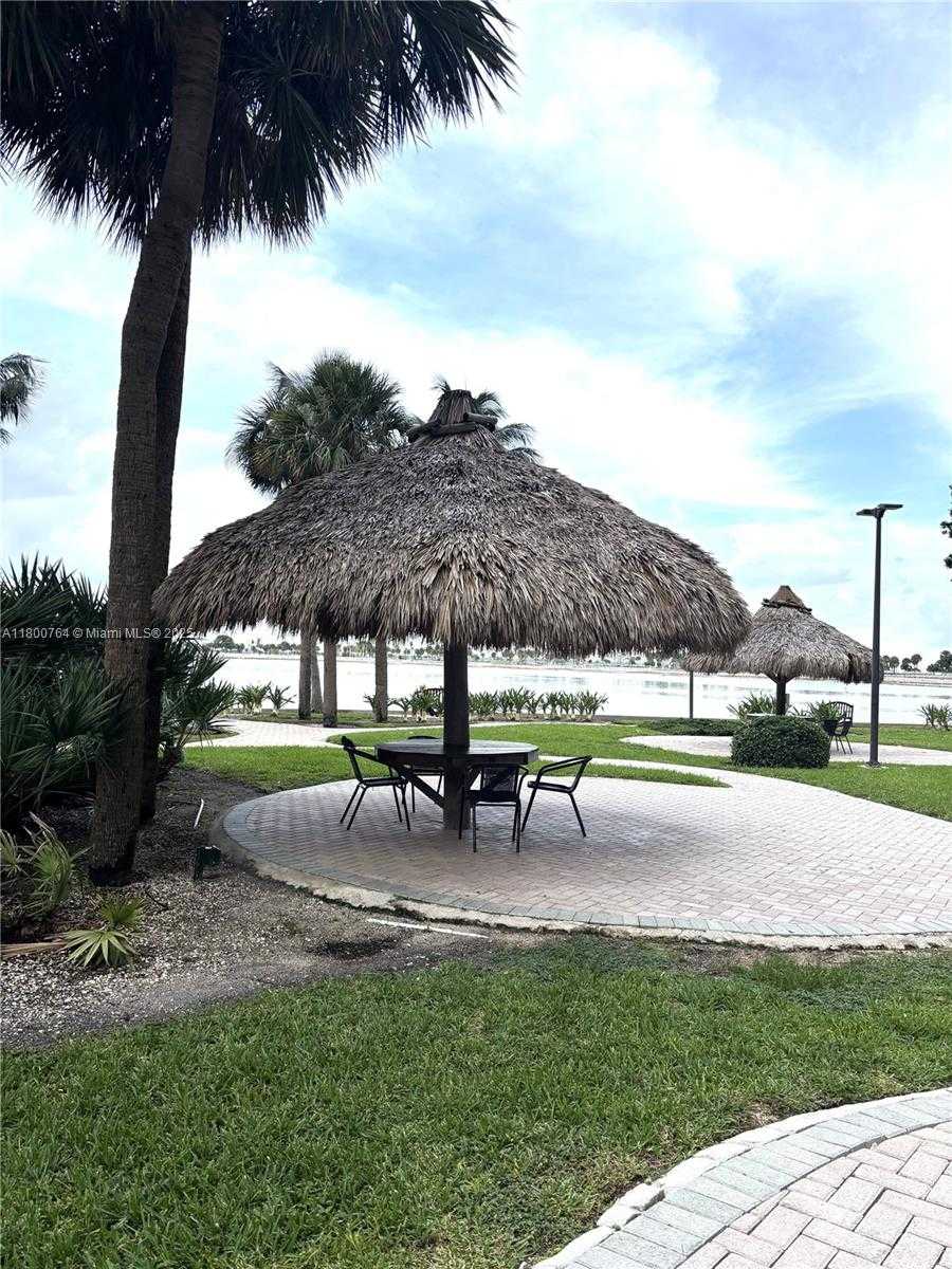 Small Image of 2451 BRICKELL AVE #10P, Miami Number 43