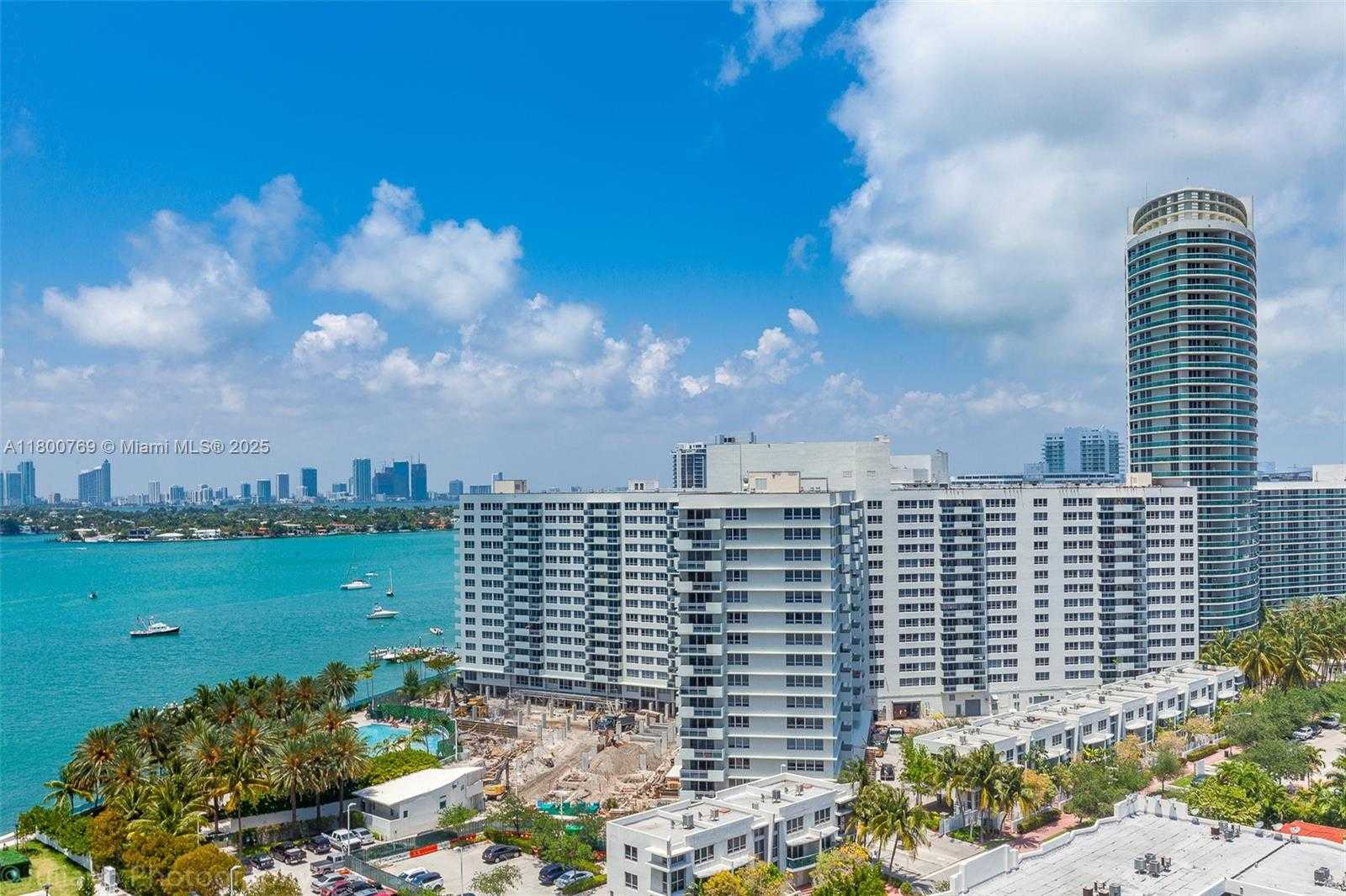 Small Image of 1330 WEST AVE #1613, Miami Beach Number 11