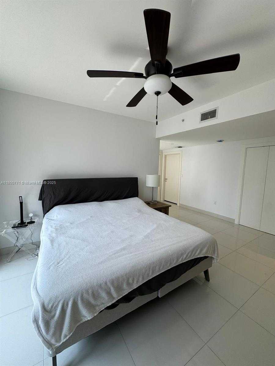 Small Image of 200 #1101, Miami Number 3